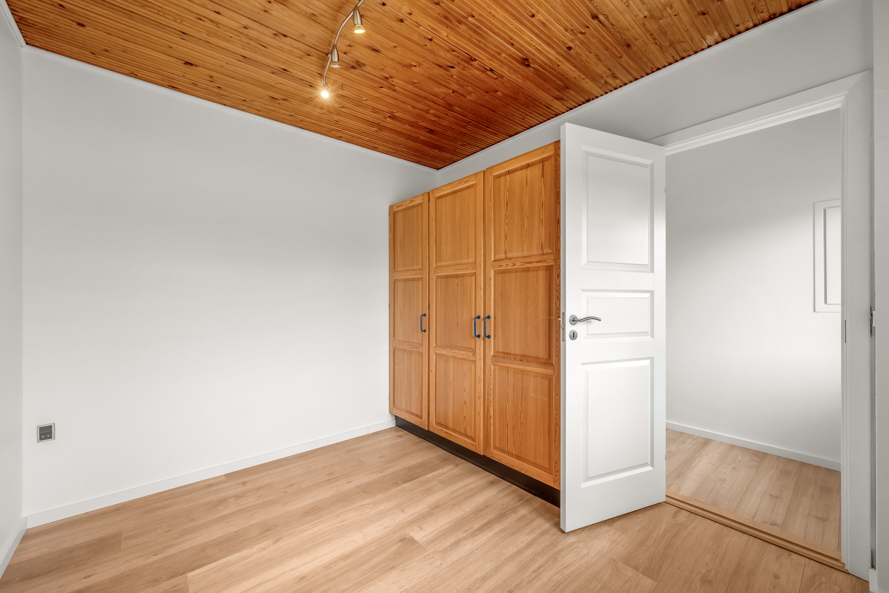 Fremhævet værelse billede i fuldskærmstilstand. Billede af Vardevej 112, 6900 Skjern