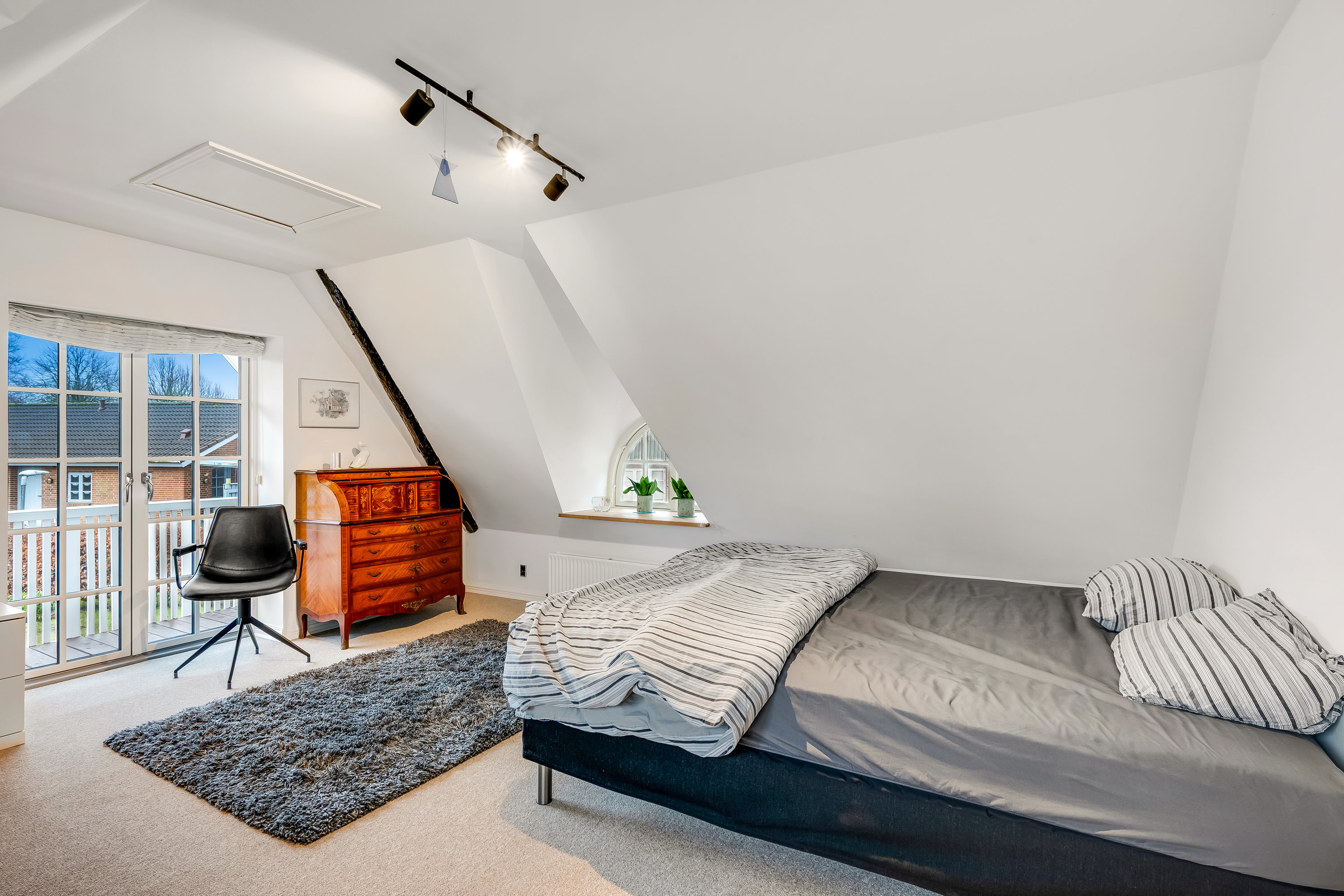 Fremhævet soveværelse billede i fuldskærmstilstand. Billede af Nørre Skærbækvej 8, 6780 Skærbæk