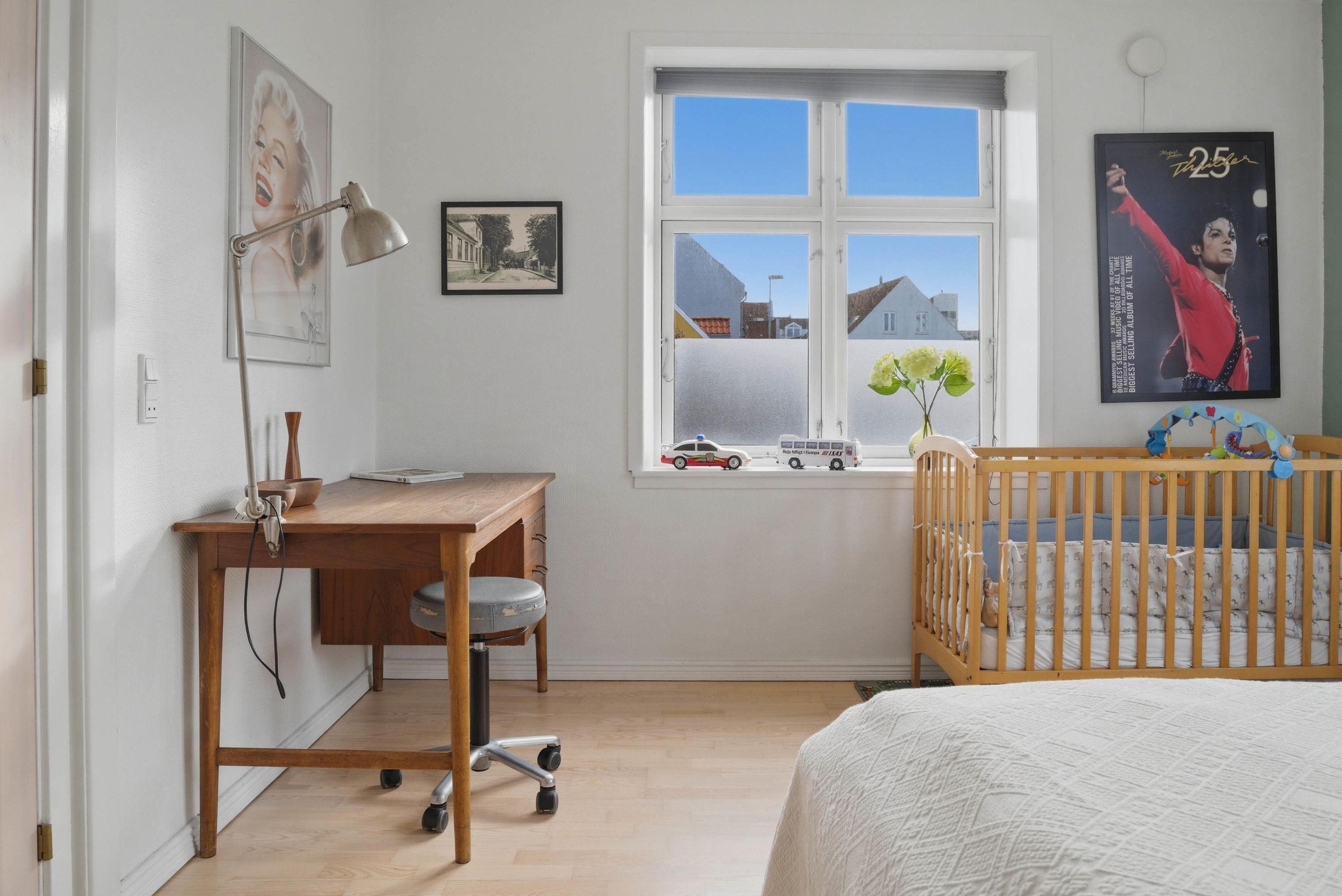 Fremhævet værelse billede i fuldskærmstilstand. Billede af Sct Jørgens Gade 14, st.., 7500 Holstebro