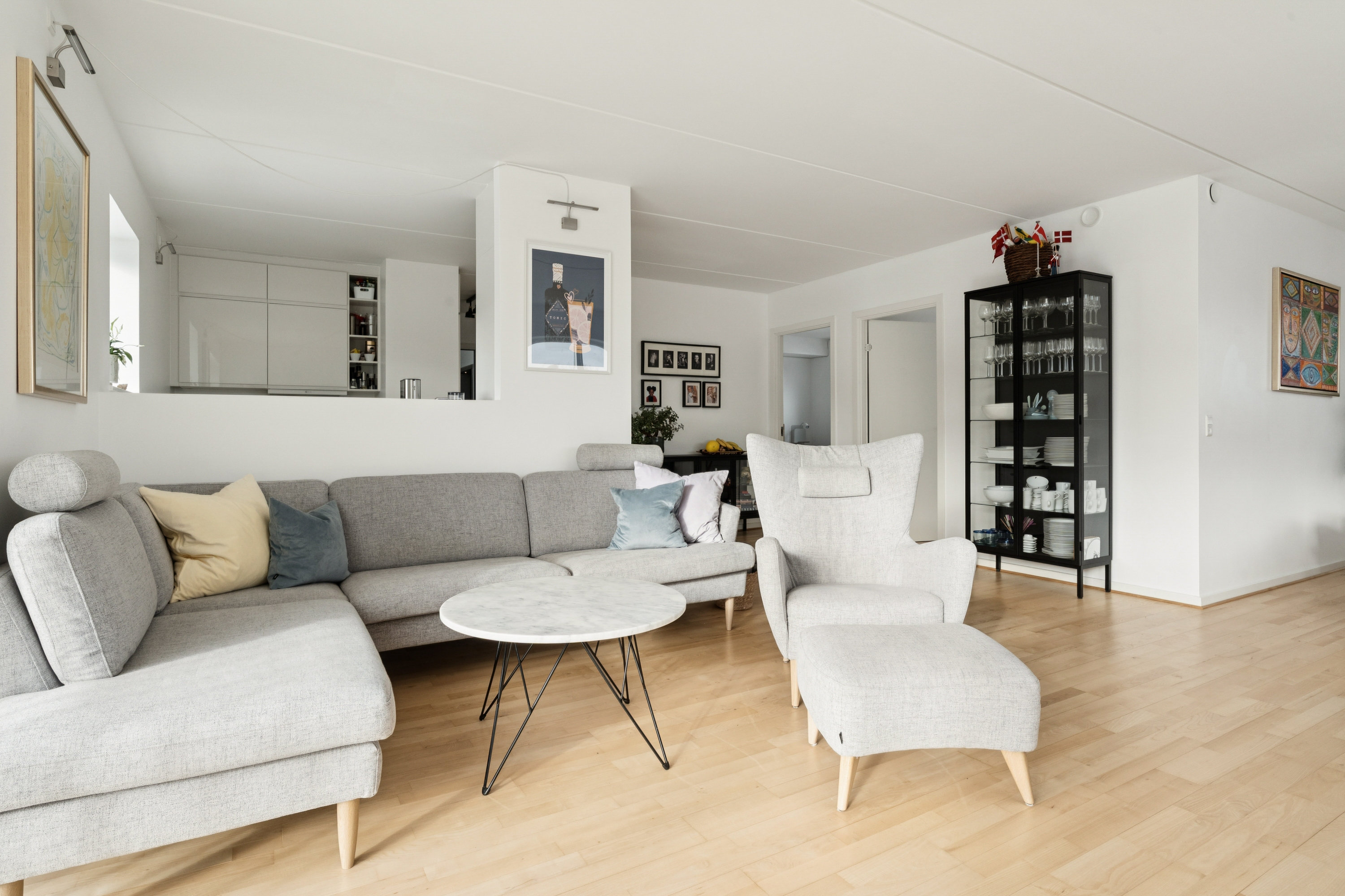 Fremhævet stue billede i fuldskærmstilstand. Billede af Golfhaven 4, 2. tv., 9000 Aalborg