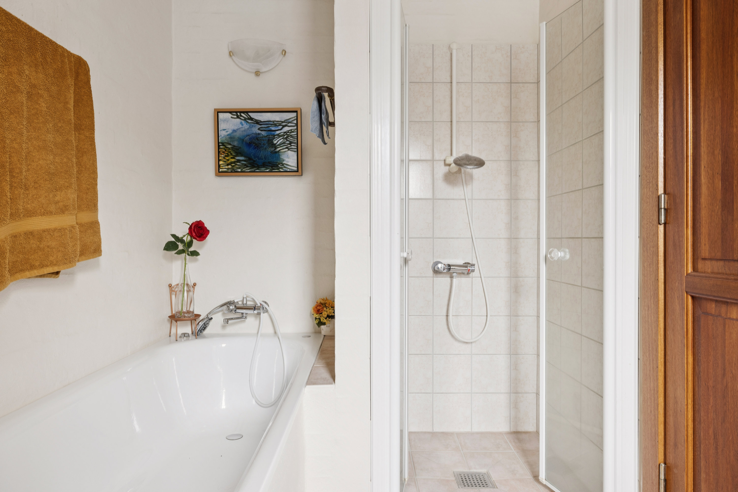 Fremhævet badeværelse billede i fuldskærmstilstand. Billede af Enebærvej 1, 5620 Glamsbjerg