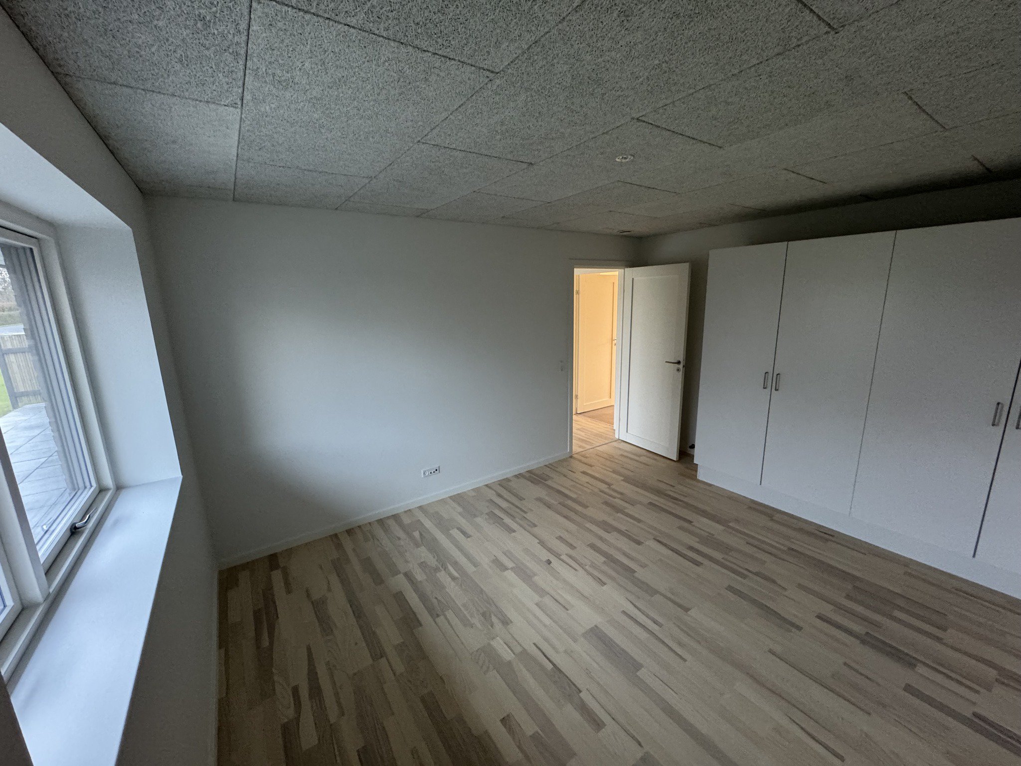 Fremhævet værelse billede i fuldskærmstilstand. Billede af Bilgårdsvej 25, 9382 Tylstrup