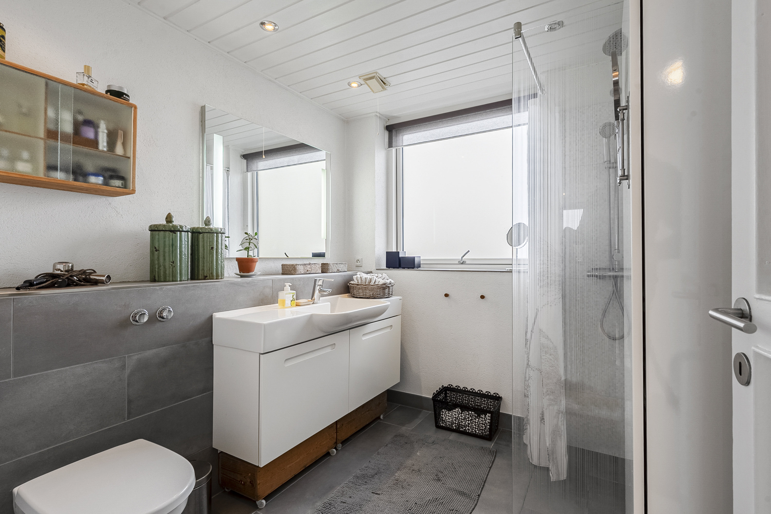 Fremhævet badeværelse billede i fuldskærmstilstand. Billede af Nyhøjen 702, 5330 Munkebo