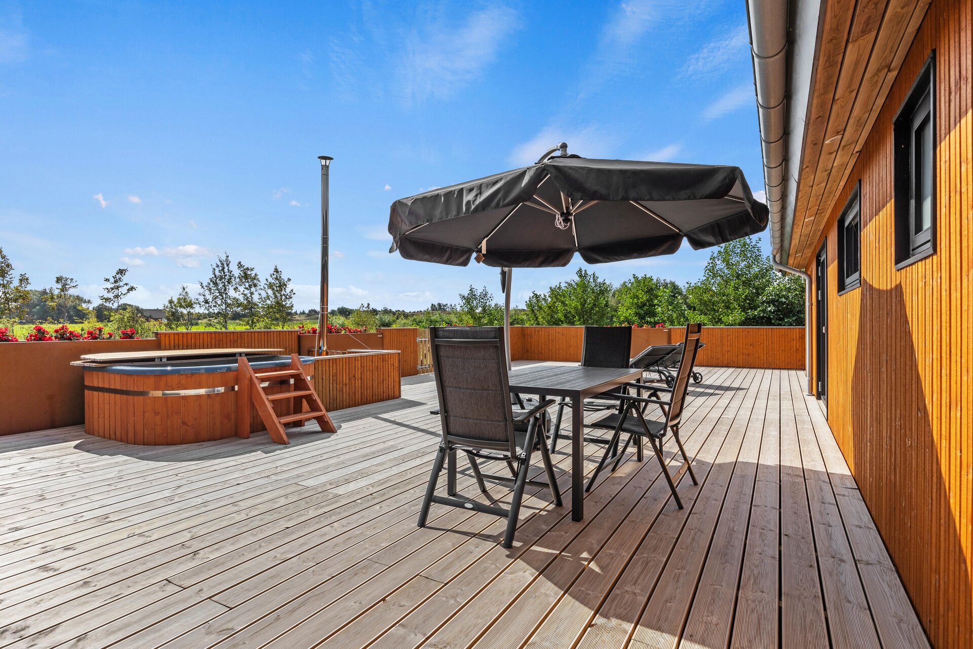 Fremhævet  billede i fuldskærmstilstand. Billede af Vestergårdsvænget 10, Langdal, 6792 Rømø