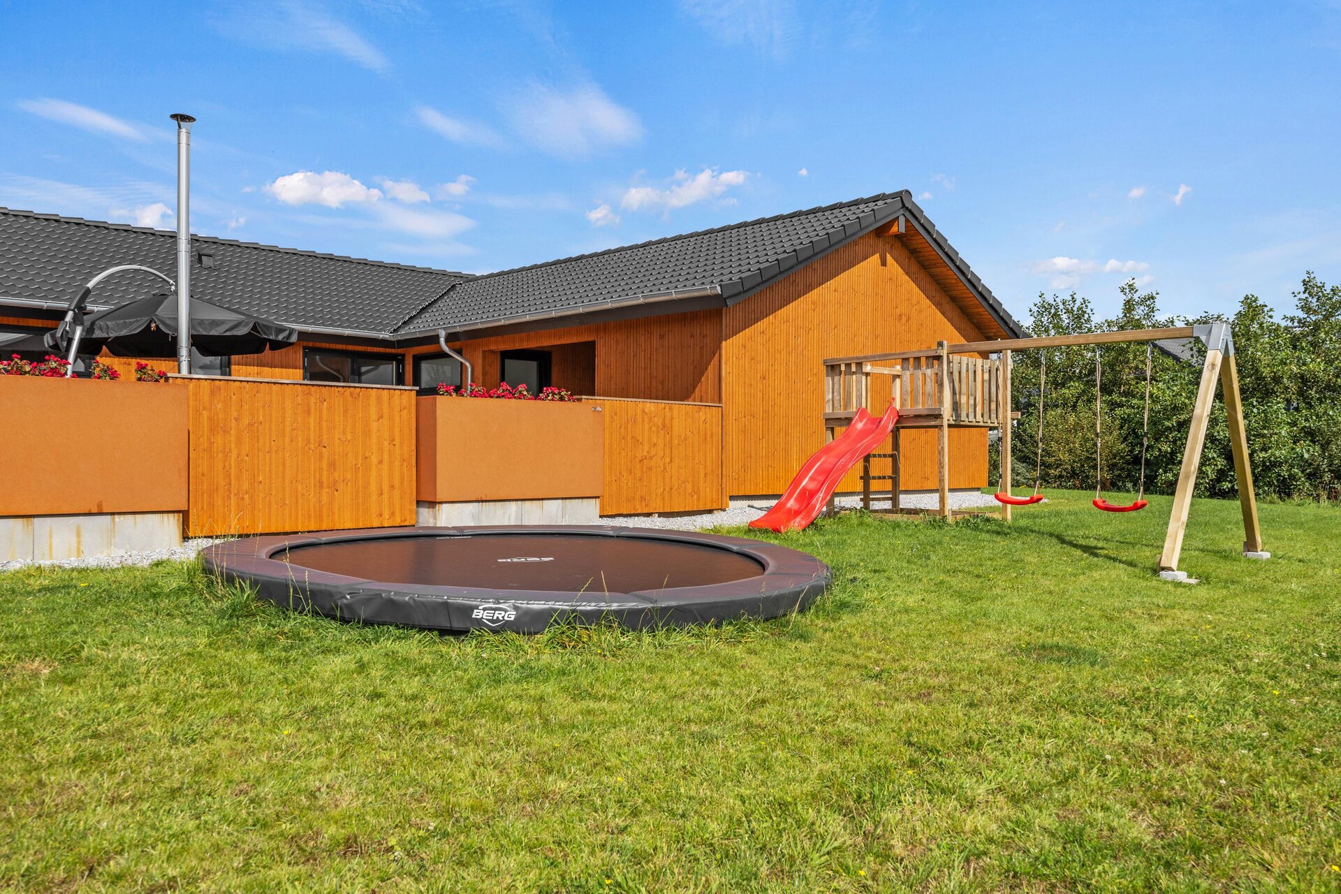 Fremhævet  billede i fuldskærmstilstand. Billede af Vestergårdsvænget 10, Langdal, 6792 Rømø