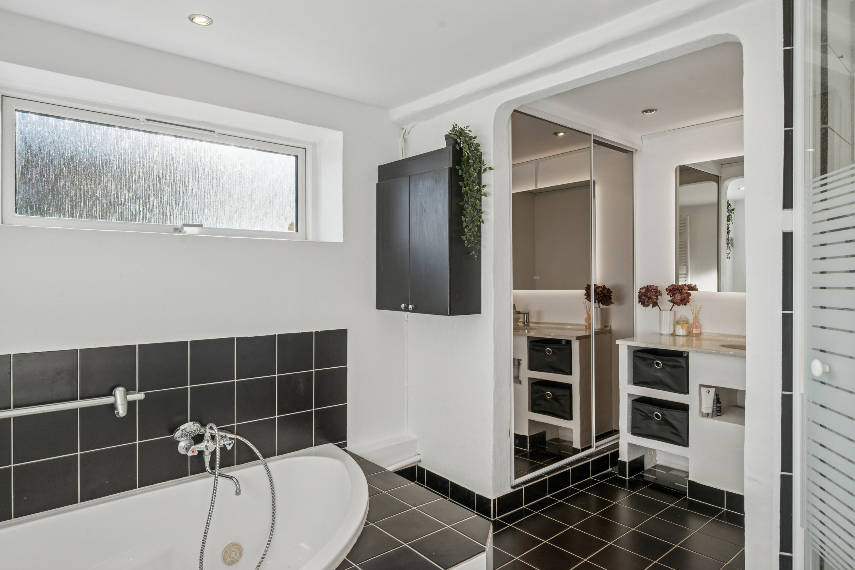 Fremhævet  billede i fuldskærmstilstand. Billede af Solsortevej 9, 2600 Glostrup