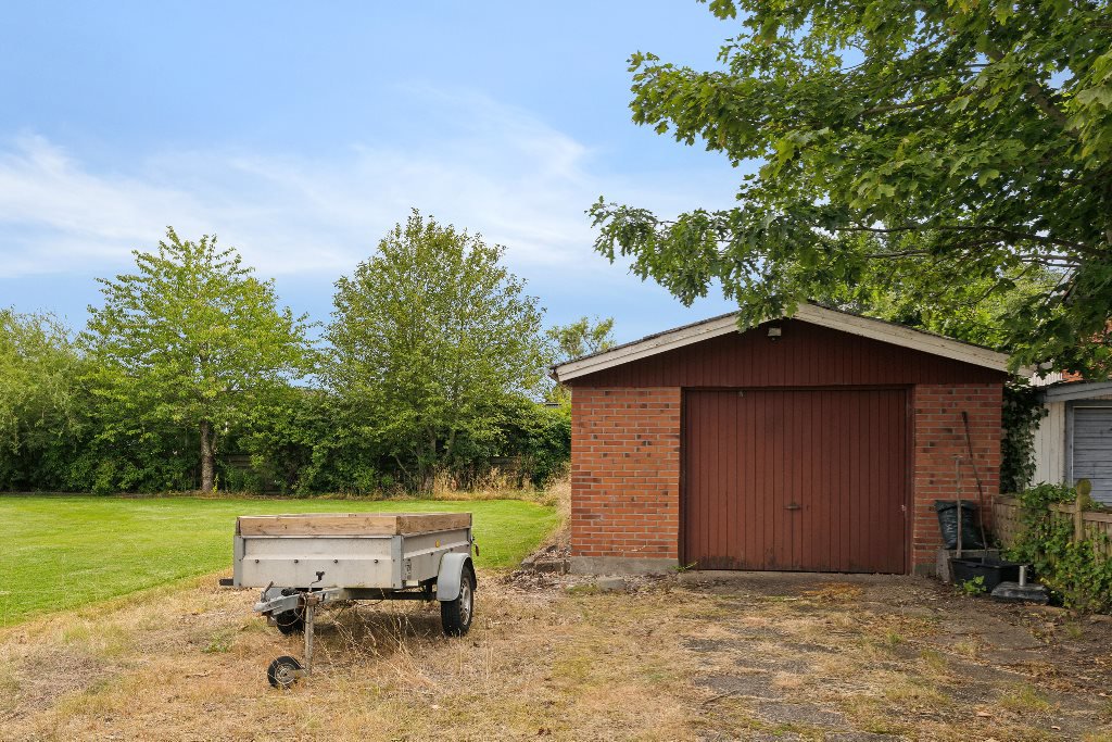 Fremhævet garage billede i fuldskærmstilstand. Billede af Mikkelsgade 26, 8850 Bjerringbro
