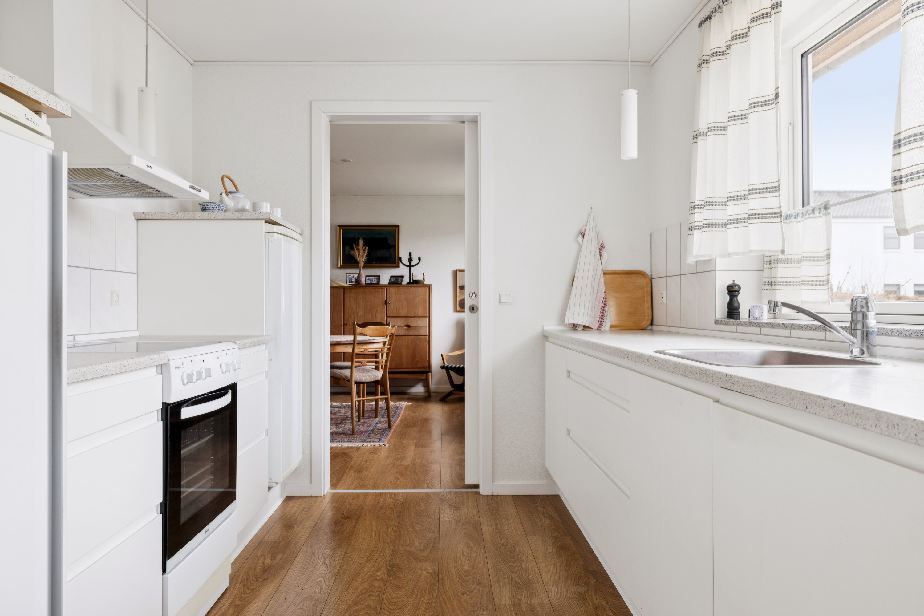 Fremhævet køkken billede i fuldskærmstilstand. Billede af Stensledgaardsvænget 17, Lundager, 5610 Assens