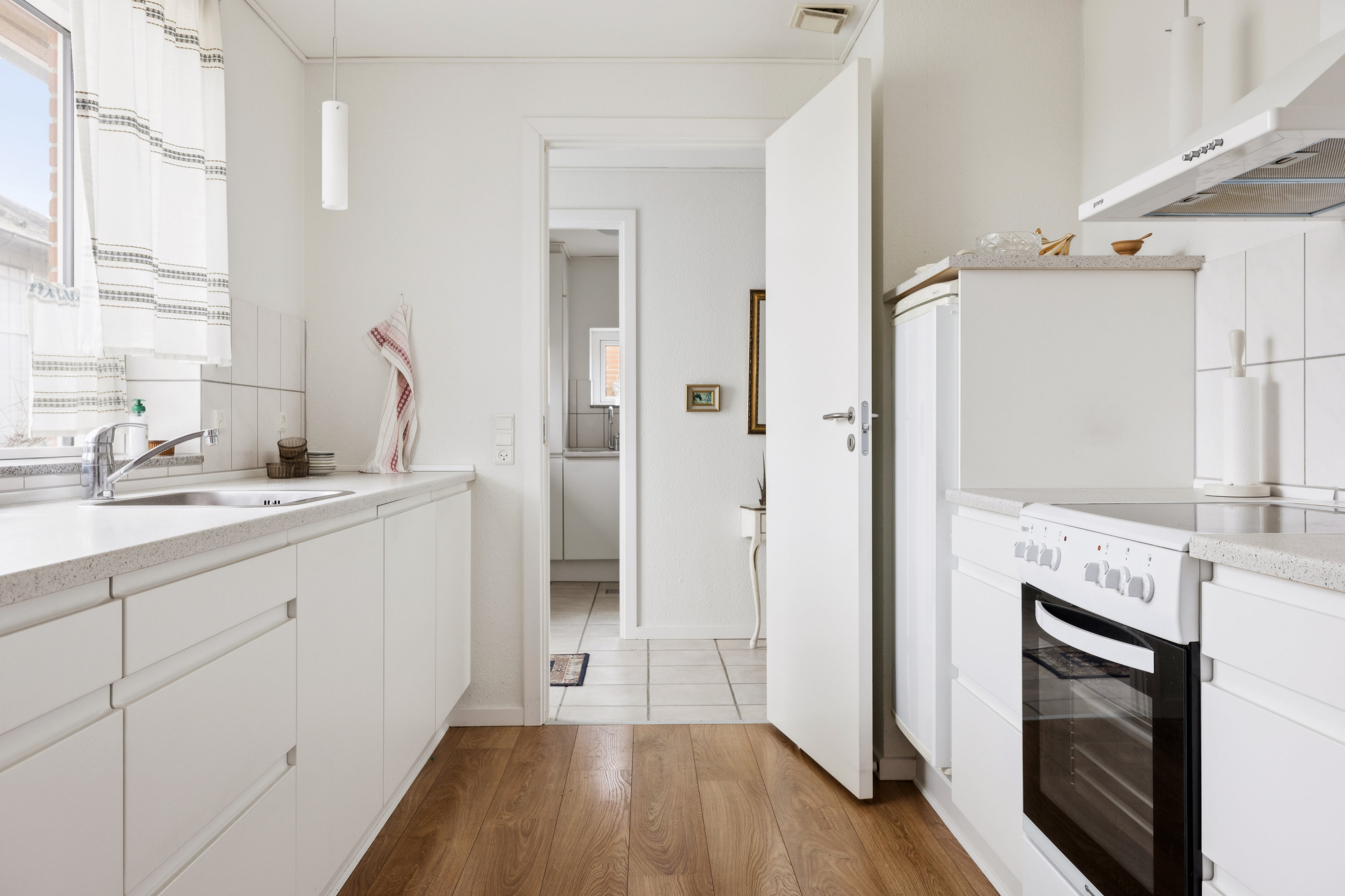 Fremhævet køkken billede i fuldskærmstilstand. Billede af Stensledgaardsvænget 17, Lundager, 5610 Assens