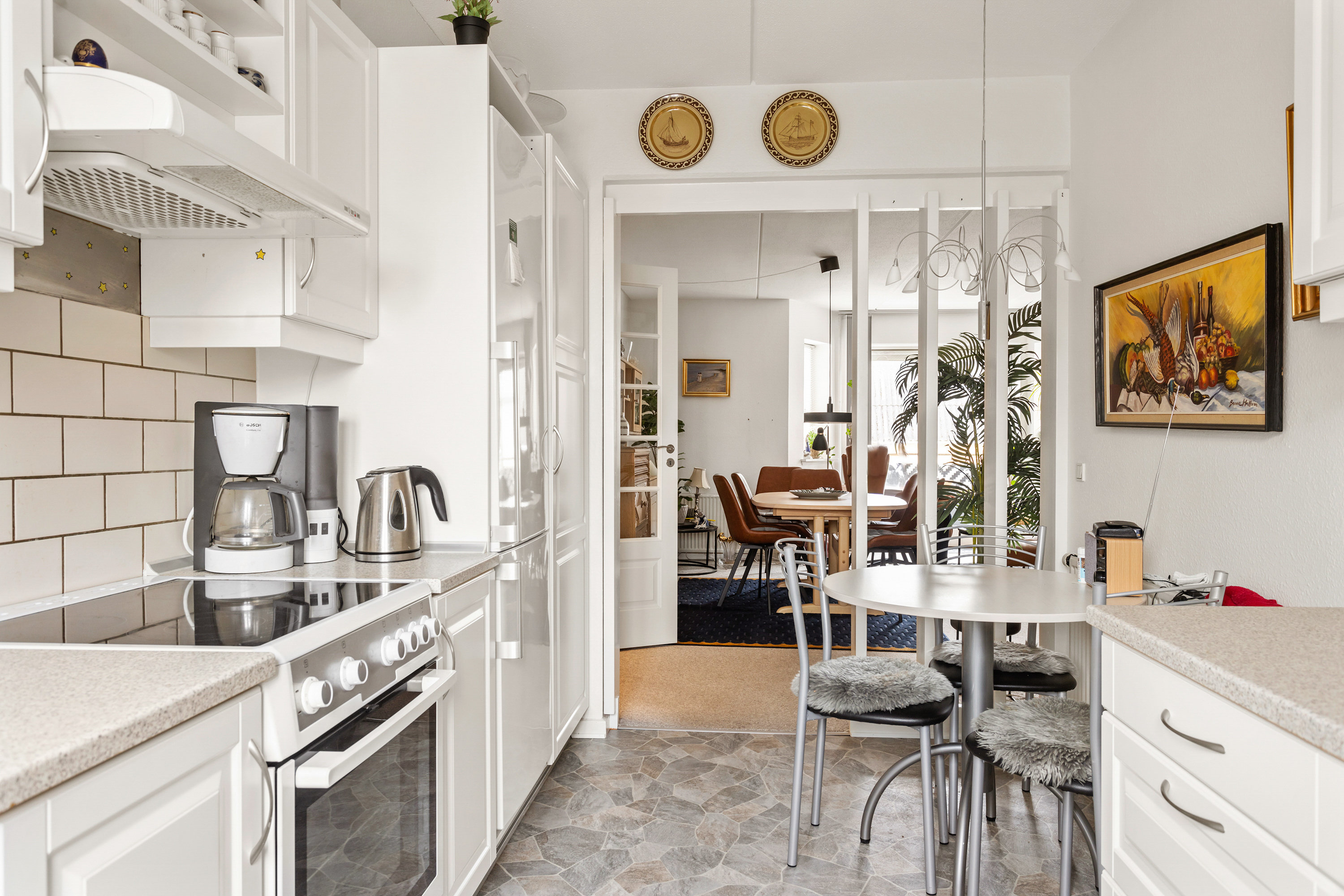 Fremhævet køkken billede i fuldskærmstilstand. Billede af Chr. Pedersensvej 2C, 1. tv., 9300 Sæby