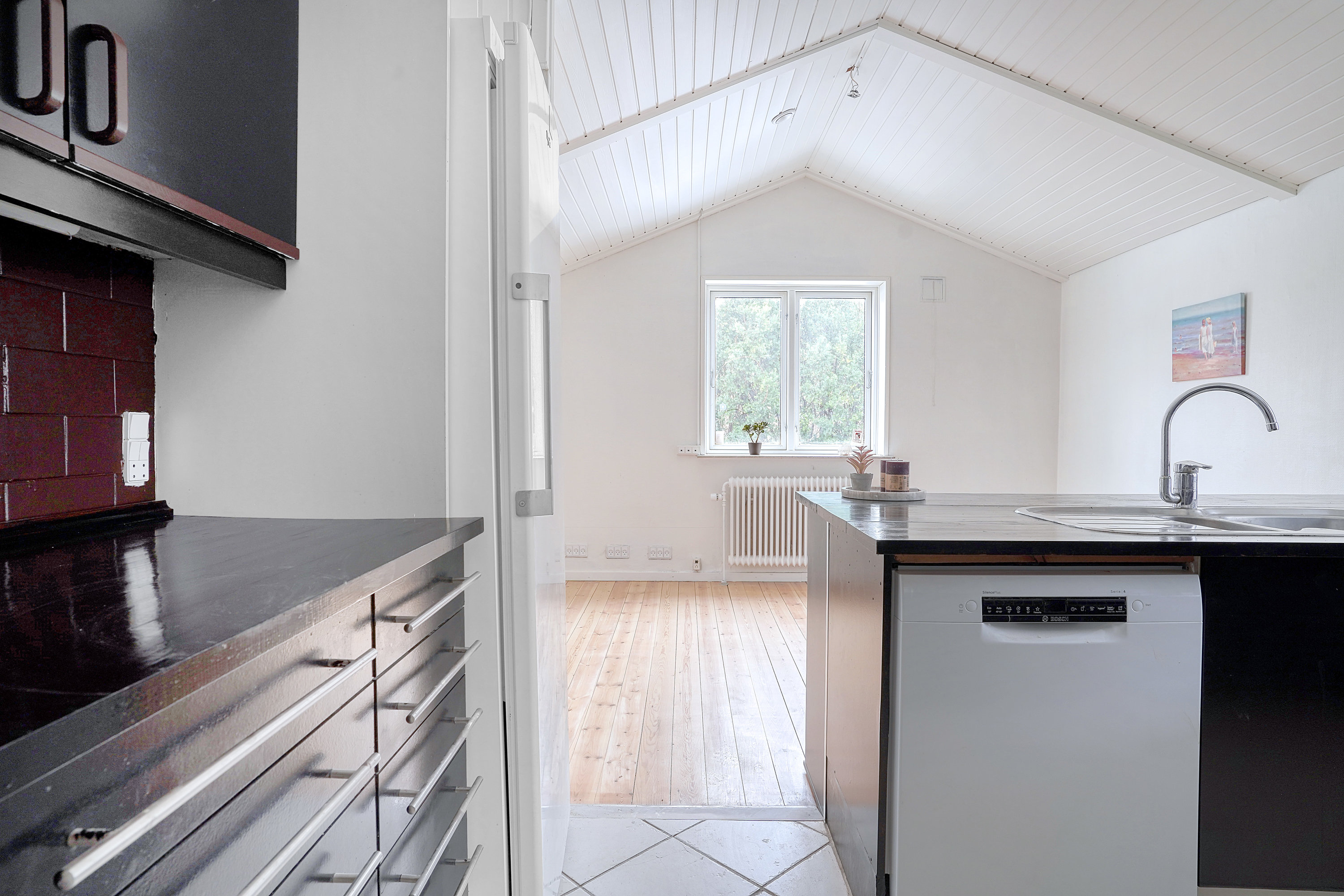 Fremhævet køkken billede i fuldskærmstilstand. Billede af Kirkevej 7, Blistrup, 3230 Græsted