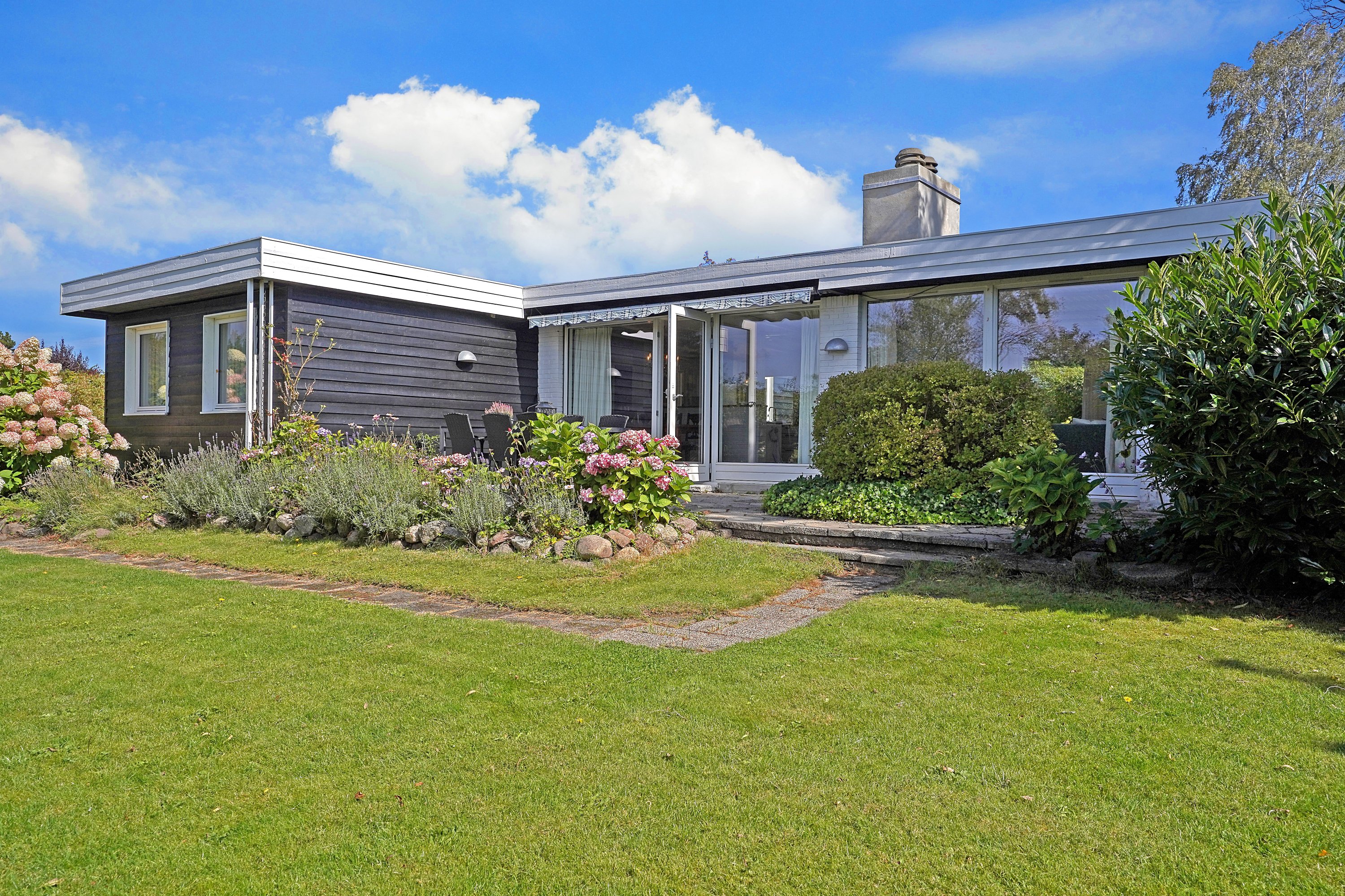 Ørnevej 11, 3120 Dronningmølle