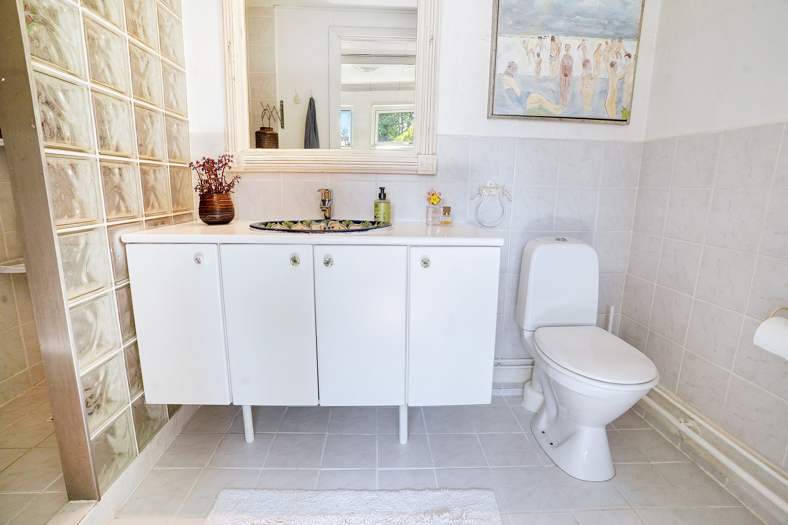 Fremhævet badeværelse billede i fuldskærmstilstand. Billede af Ørnevej 11, 3120 Dronningmølle