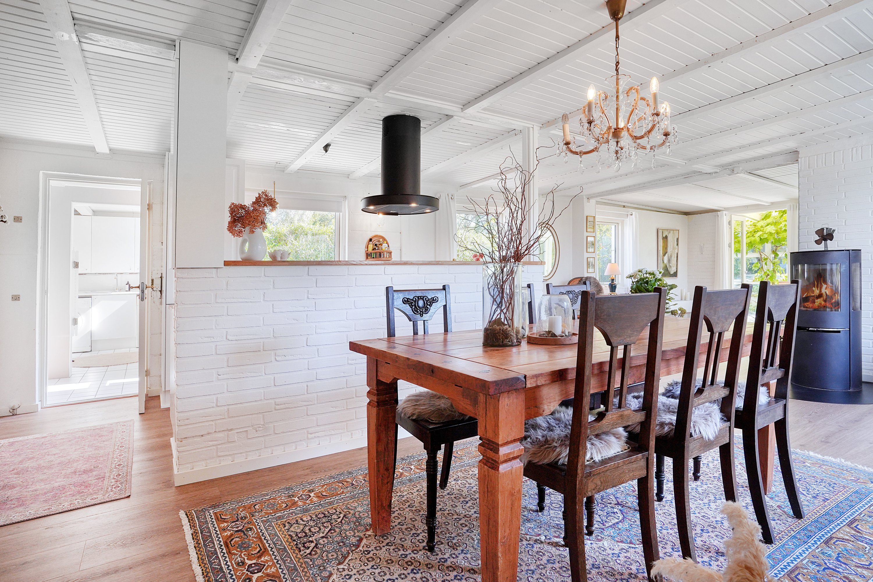 Fremhævet spisestue billede i fuldskærmstilstand. Billede af Ørnevej 11, 3120 Dronningmølle