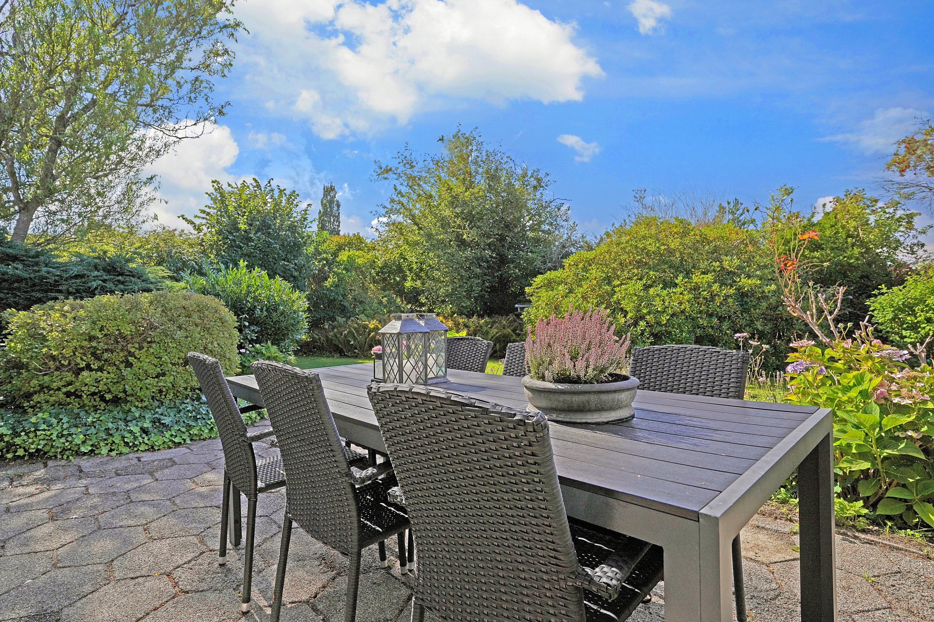 Fremhævet spisestue billede i fuldskærmstilstand. Billede af Ørnevej 11, 3120 Dronningmølle