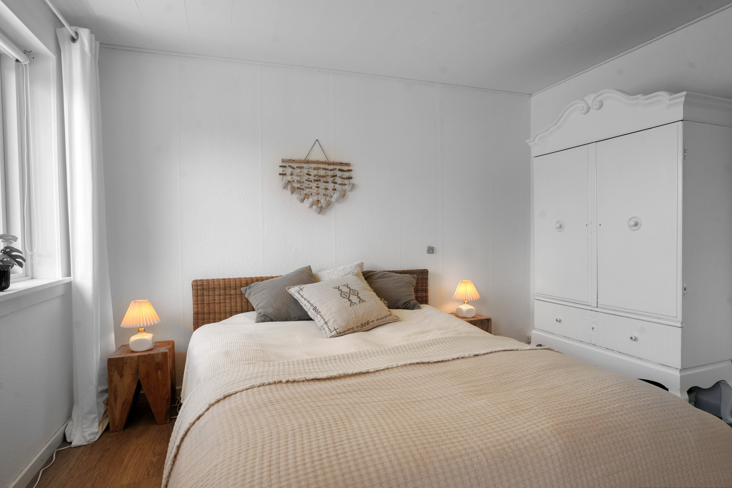 Fremhævet værelse billede i fuldskærmstilstand. Billede af Ørnevej 11, 3120 Dronningmølle