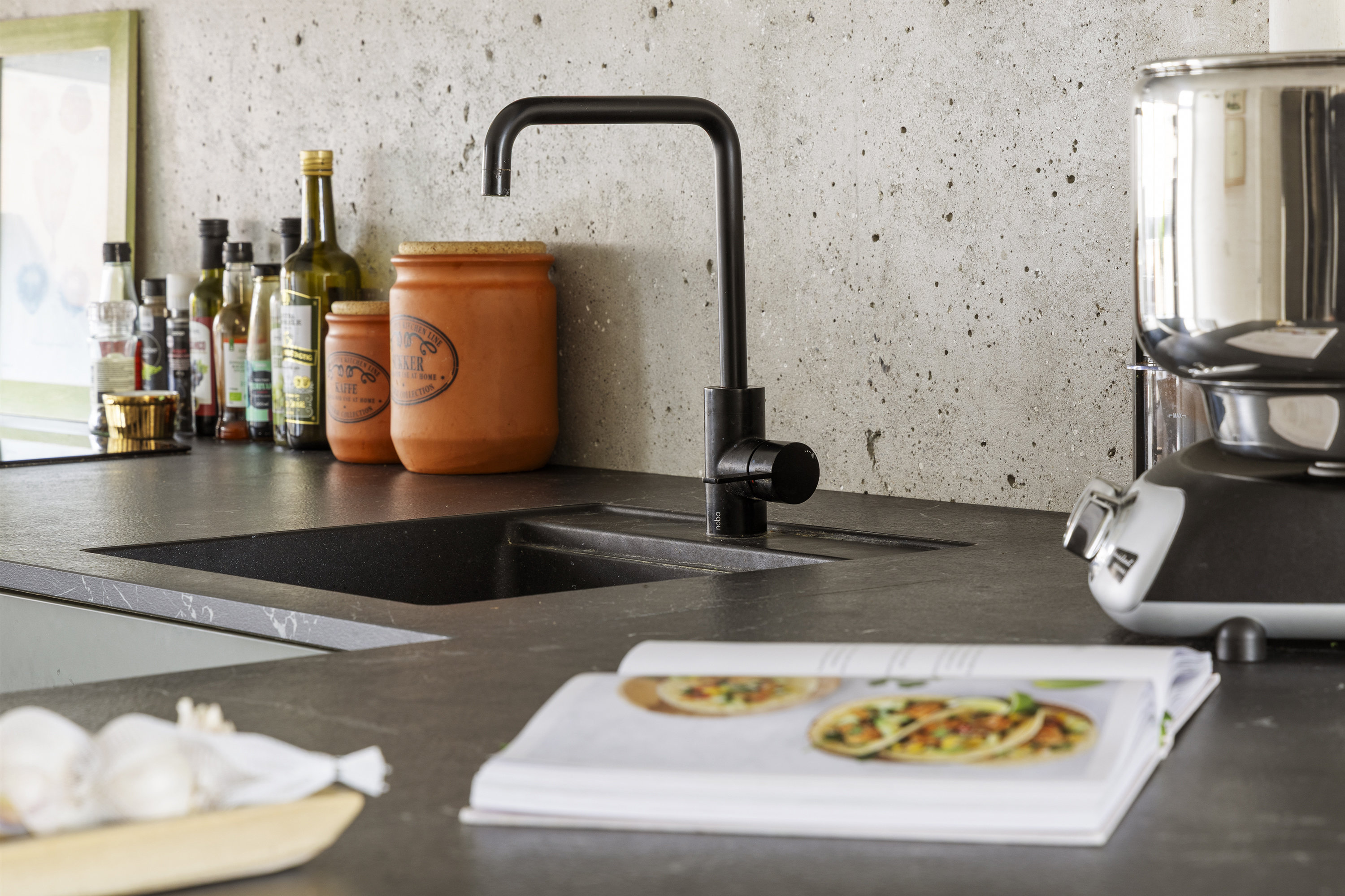 Fremhævet køkken billede i fuldskærmstilstand. Billede af Blågårdsgade 26, 3. 22., 2200 København N