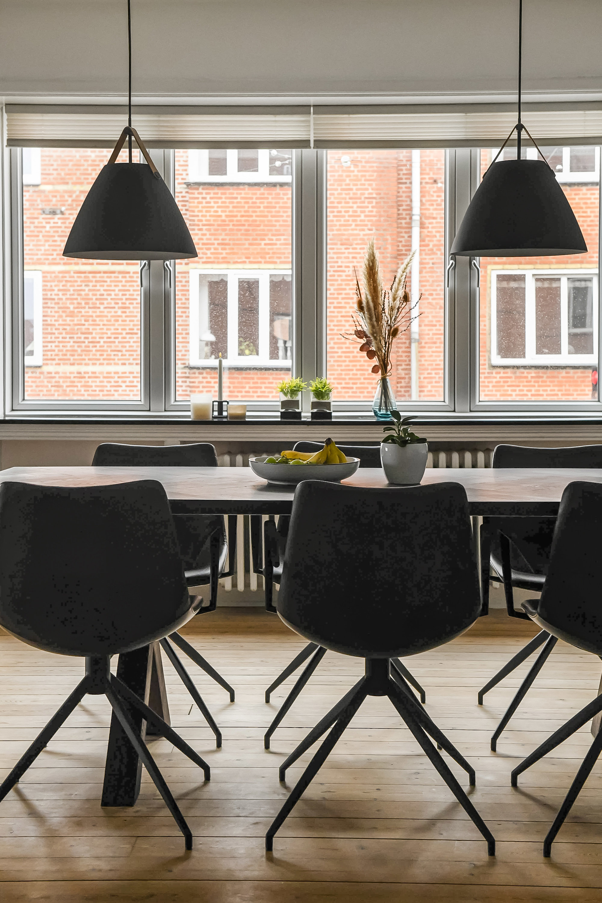 Fremhævet stue billede i fuldskærmstilstand. Billede af Torvegade 72, 1. th., 6700 Esbjerg