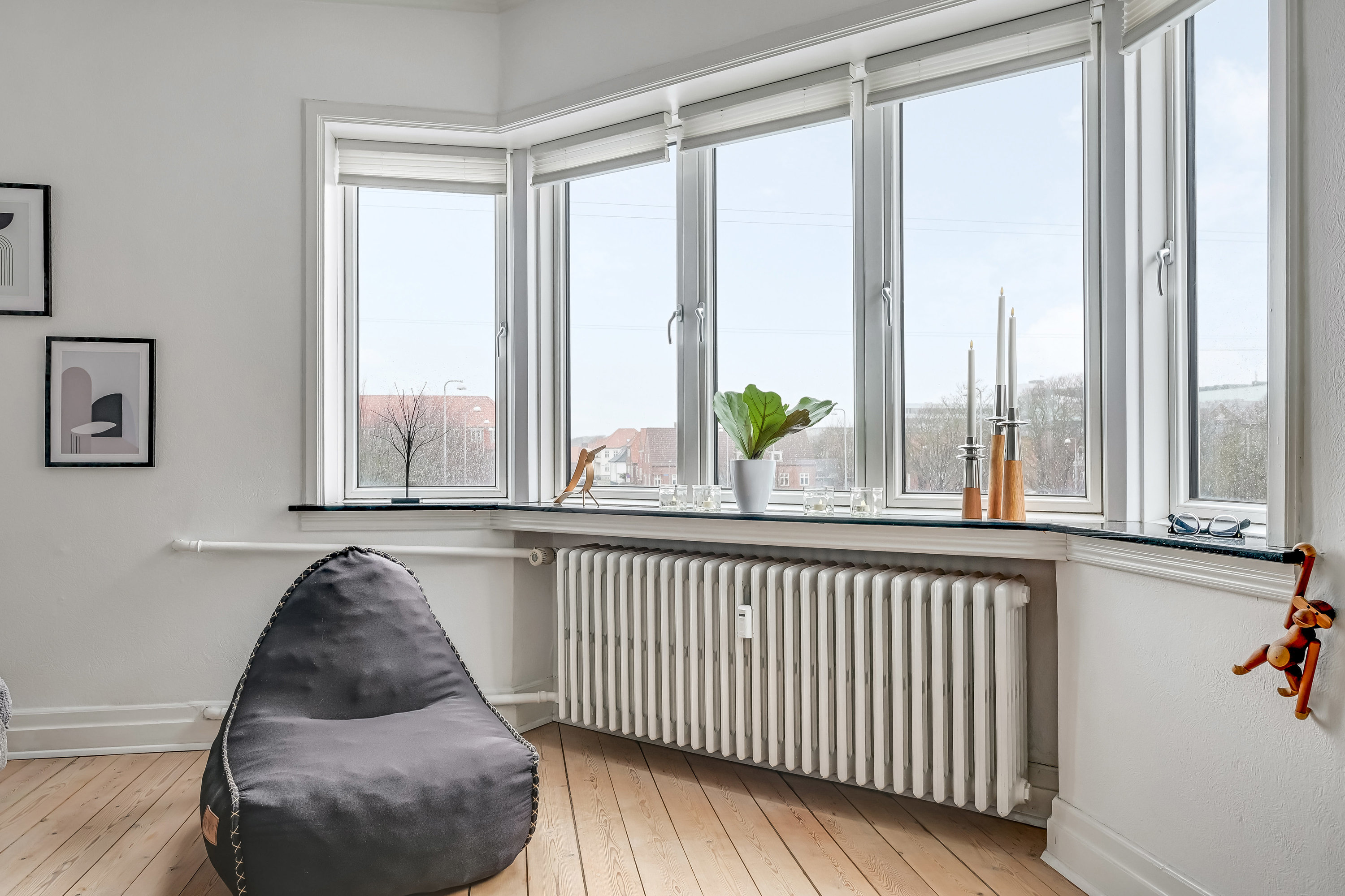 Fremhævet stue billede i fuldskærmstilstand. Billede af Torvegade 72, 1. th., 6700 Esbjerg