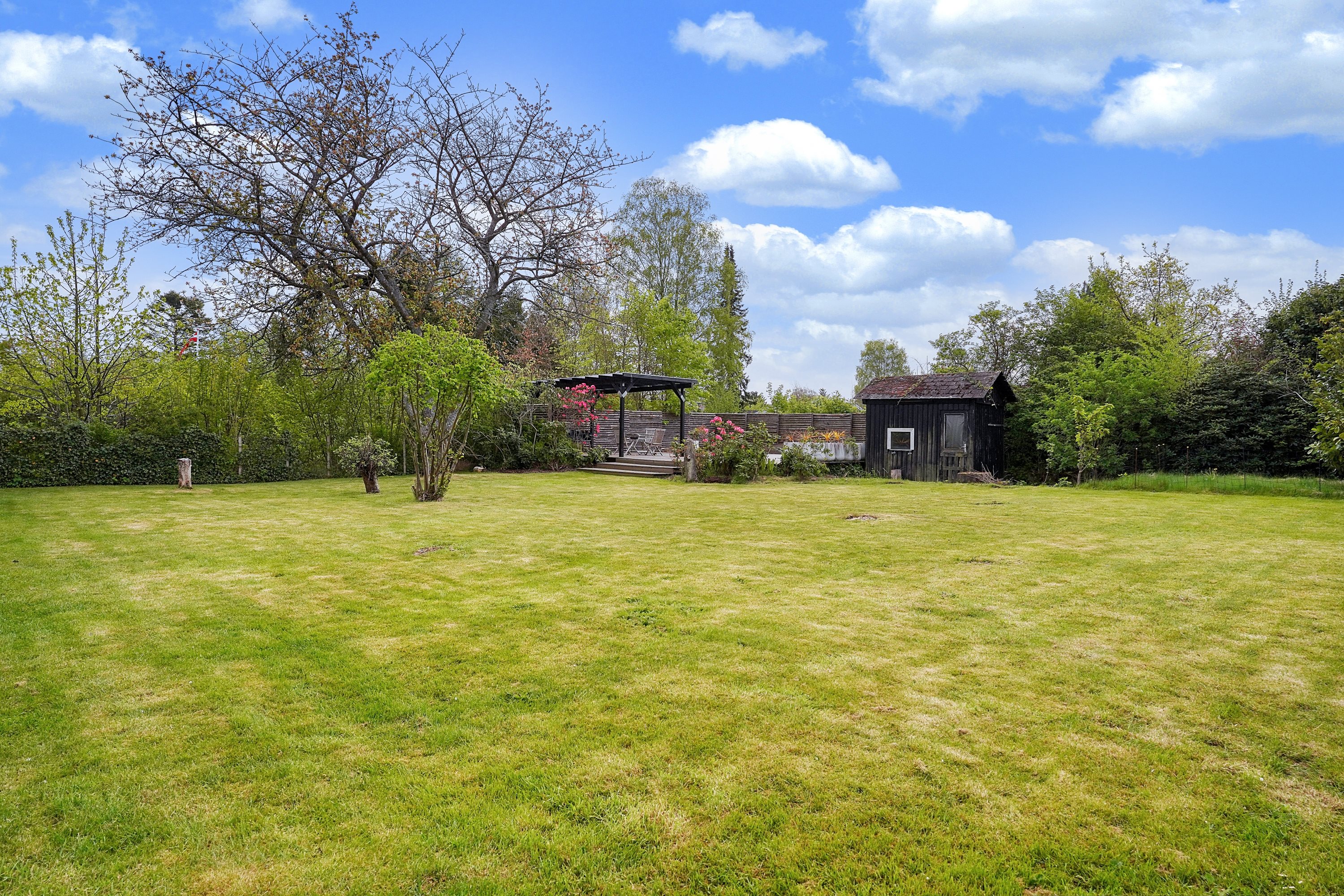 Fremhævet have billede i fuldskærmstilstand. Billede af Vænget 10, 3120 Dronningmølle