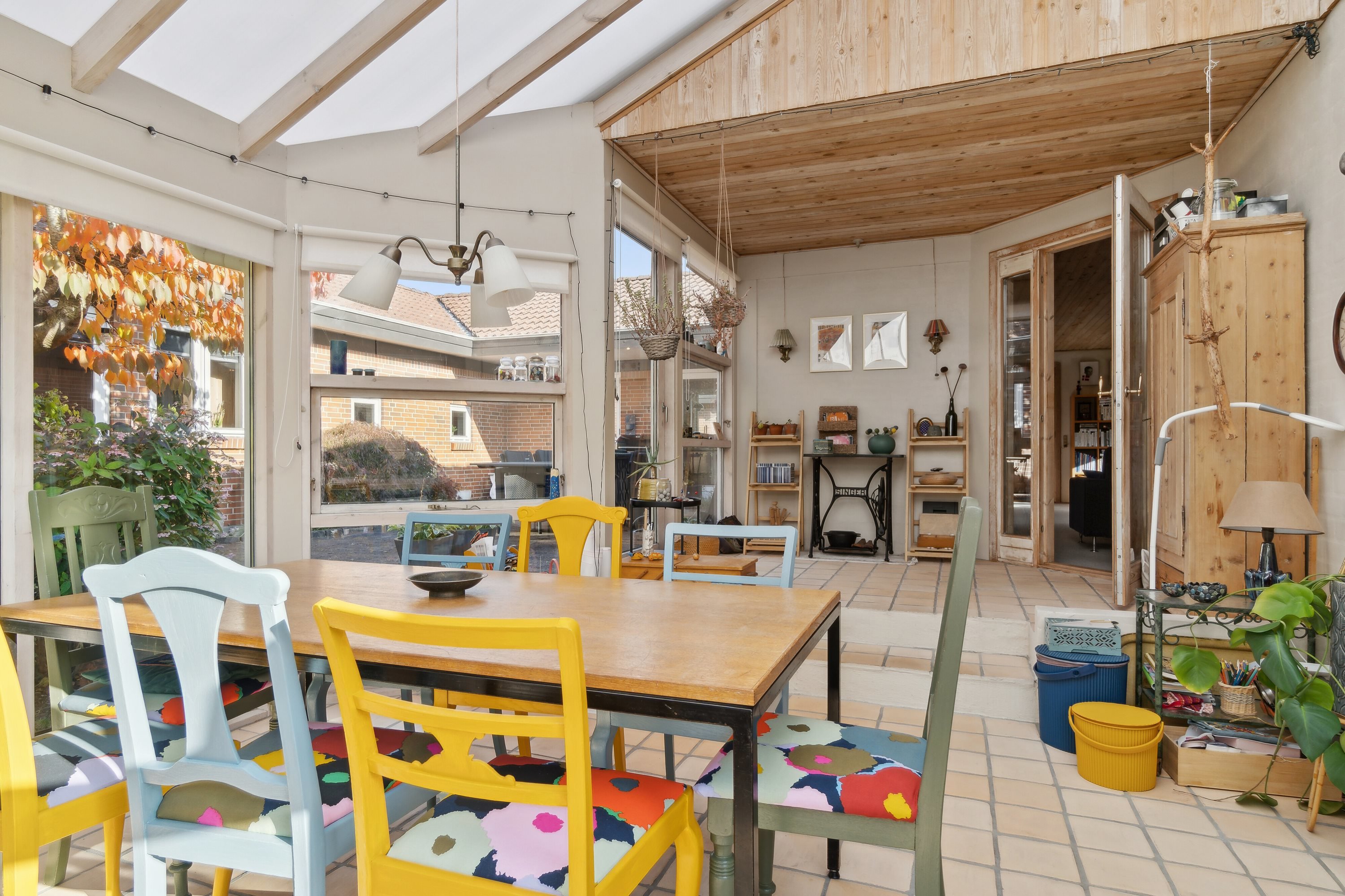 Fremhævet udestue billede i fuldskærmstilstand. Billede af Poppelvej 71, Glyngøre, 7870 Roslev