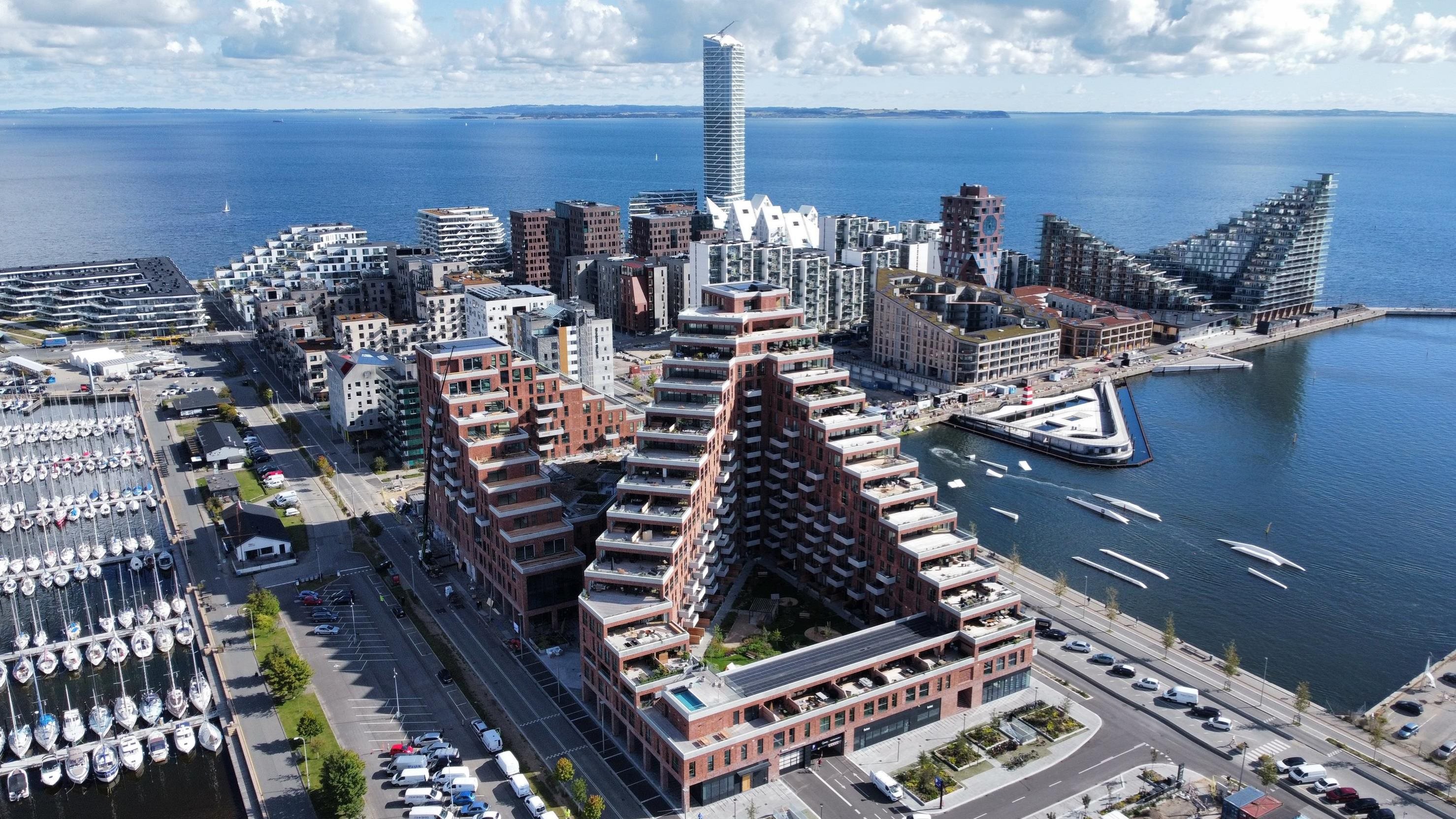 Fremhævet drone billede i fuldskærmstilstand. Billede af Nicoline Kochs Plads 5, 4. 4., 8000 Aarhus C