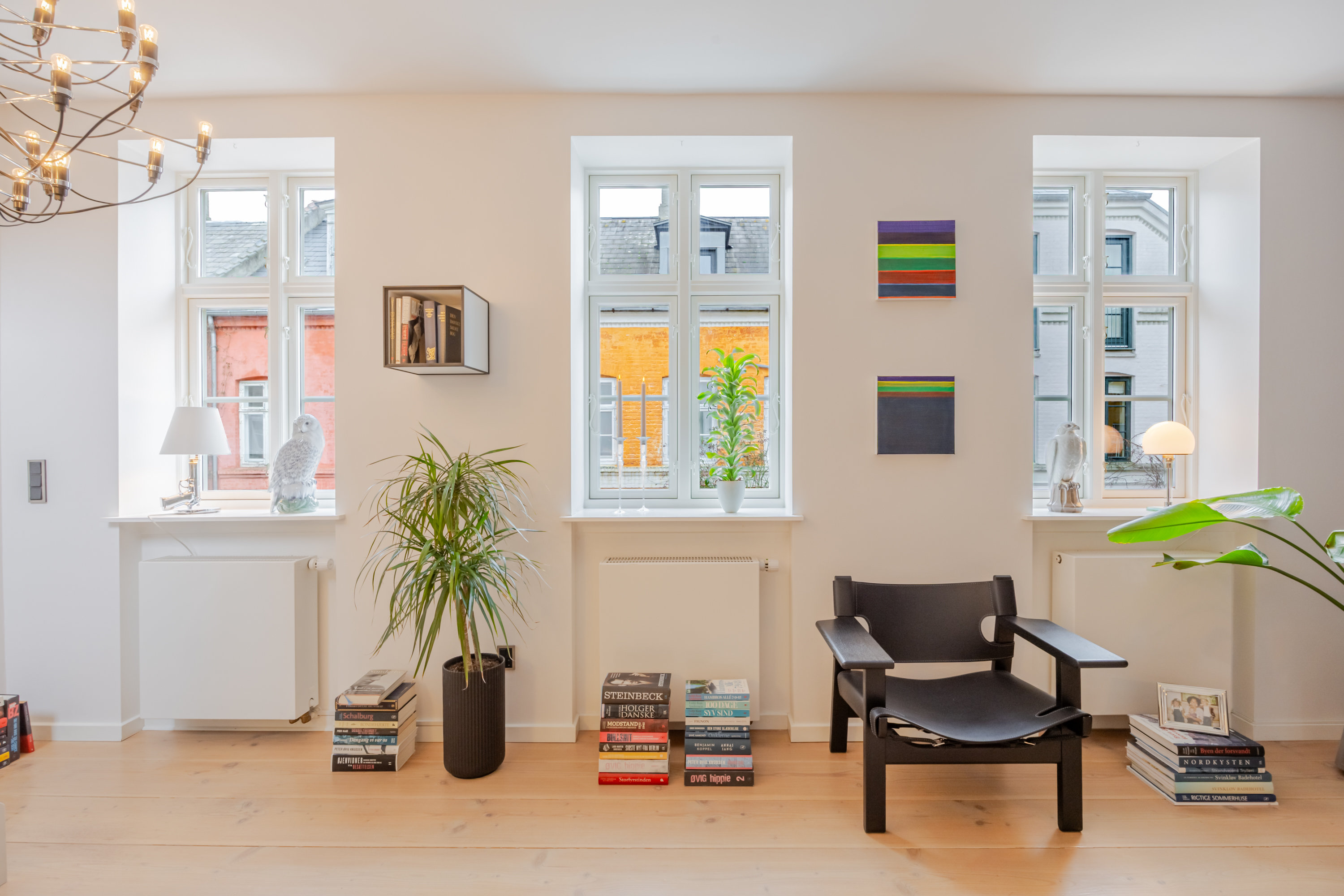 Fremhævet stue billede i fuldskærmstilstand. Billede af Krusemyntegade 3, 1318 København K