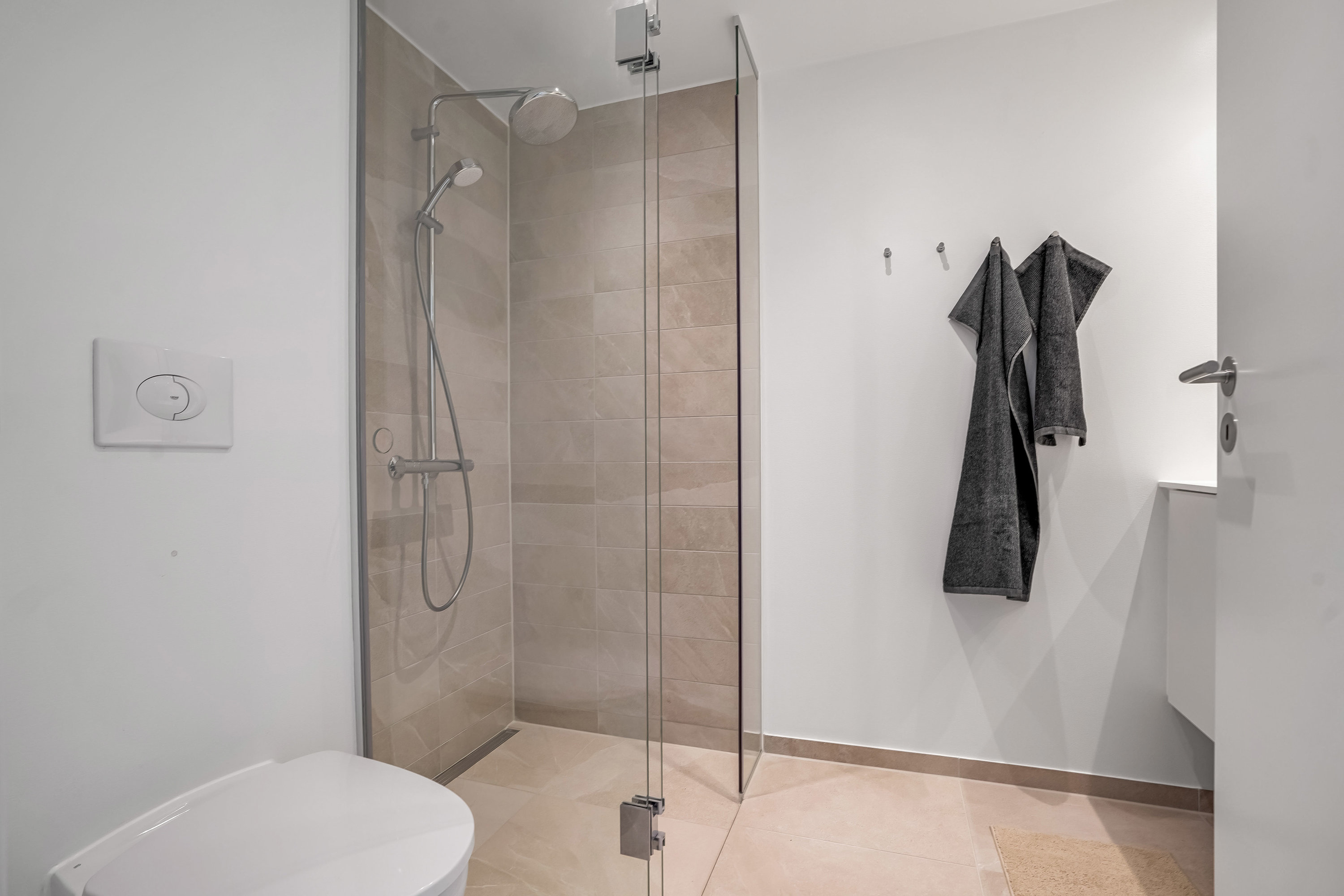 Fremhævet badeværelse billede i fuldskærmstilstand. Billede af Malmøgade 43, 1. tv., 5000 Odense C