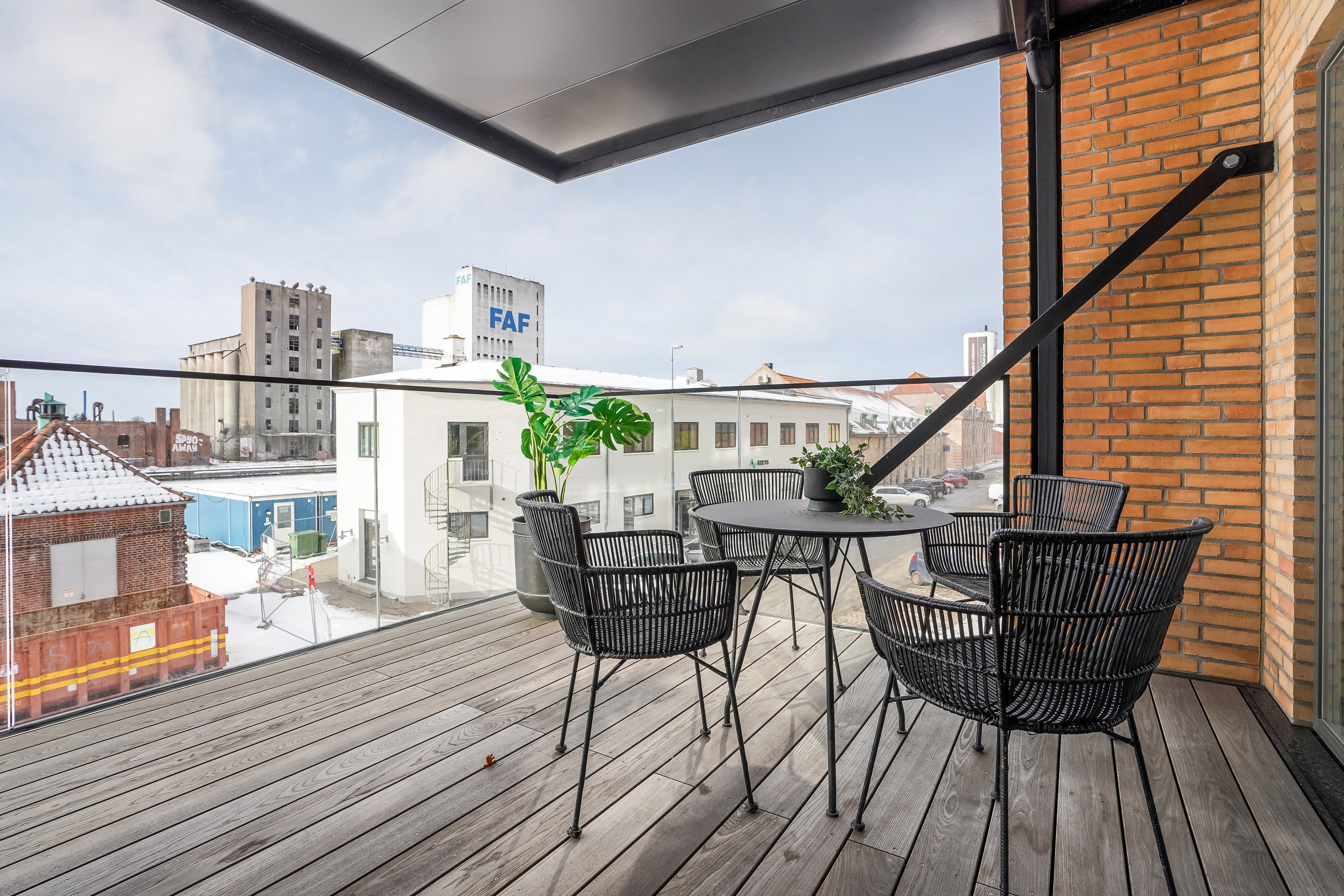 Fremhævet terrasse billede i fuldskærmstilstand. Billede af Malmøgade 43, 1. tv., 5000 Odense C