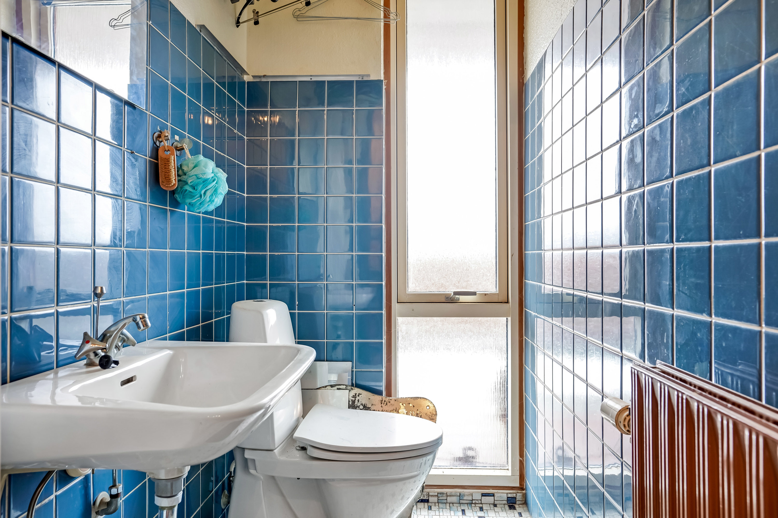 Fremhævet toilet billede i fuldskærmstilstand. Billede af Søndervang 23, Ølholm, 7160 Tørring