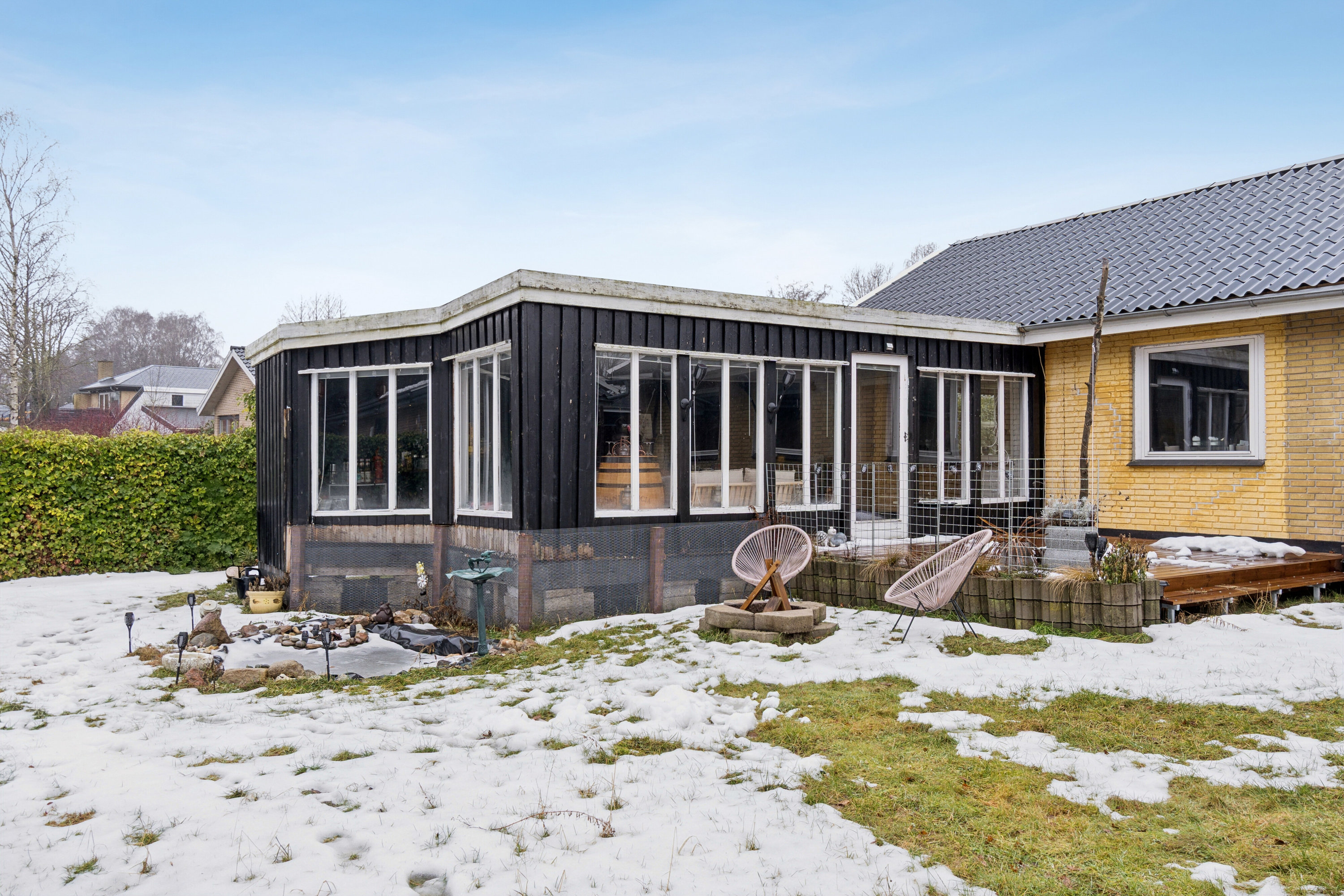 Fremhævet set fra haven billede i fuldskærmstilstand. Billede af Agerhønevej 15B, 4200 Slagelse