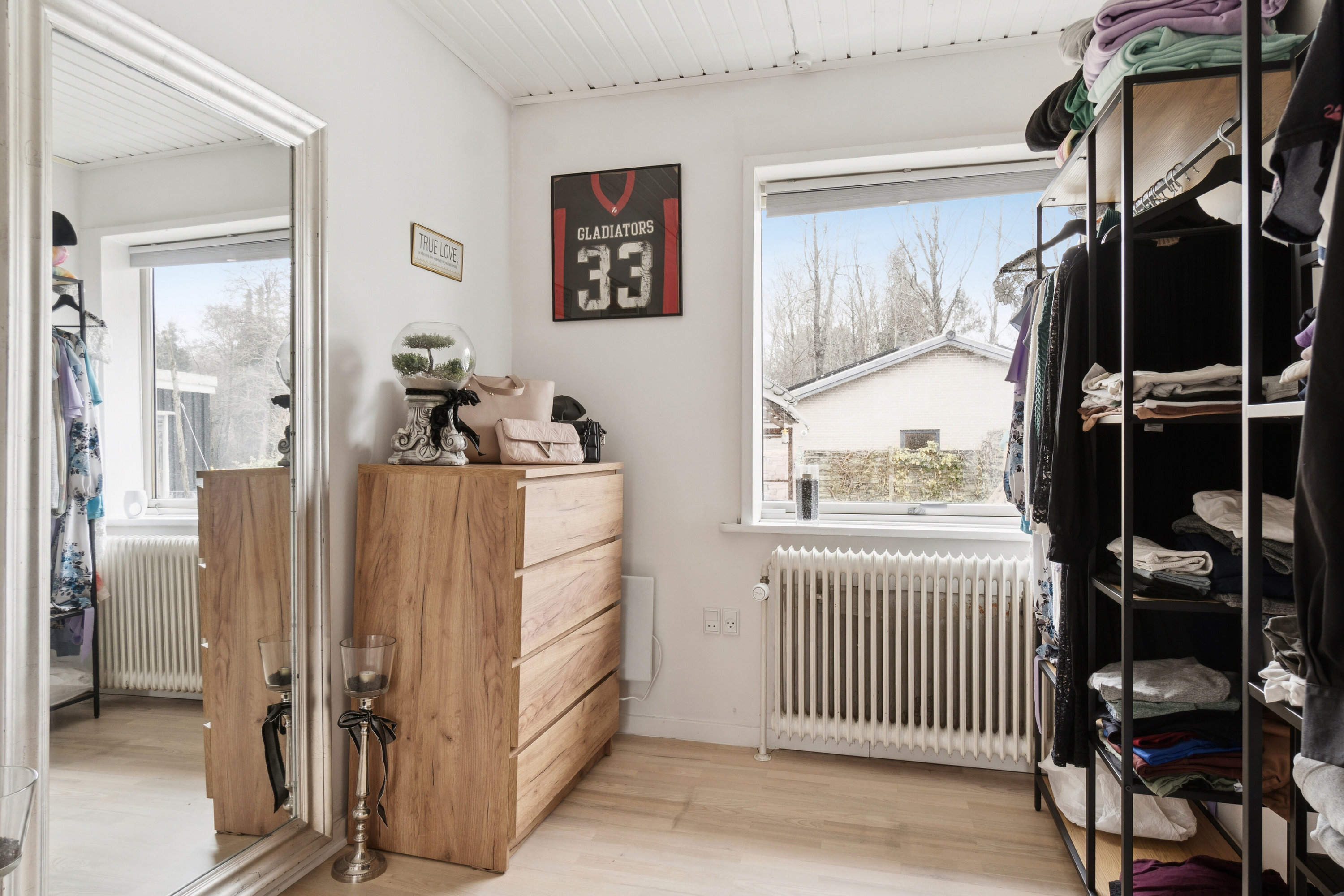 Fremhævet gang billede i fuldskærmstilstand. Billede af Agerhønevej 15B, 4200 Slagelse