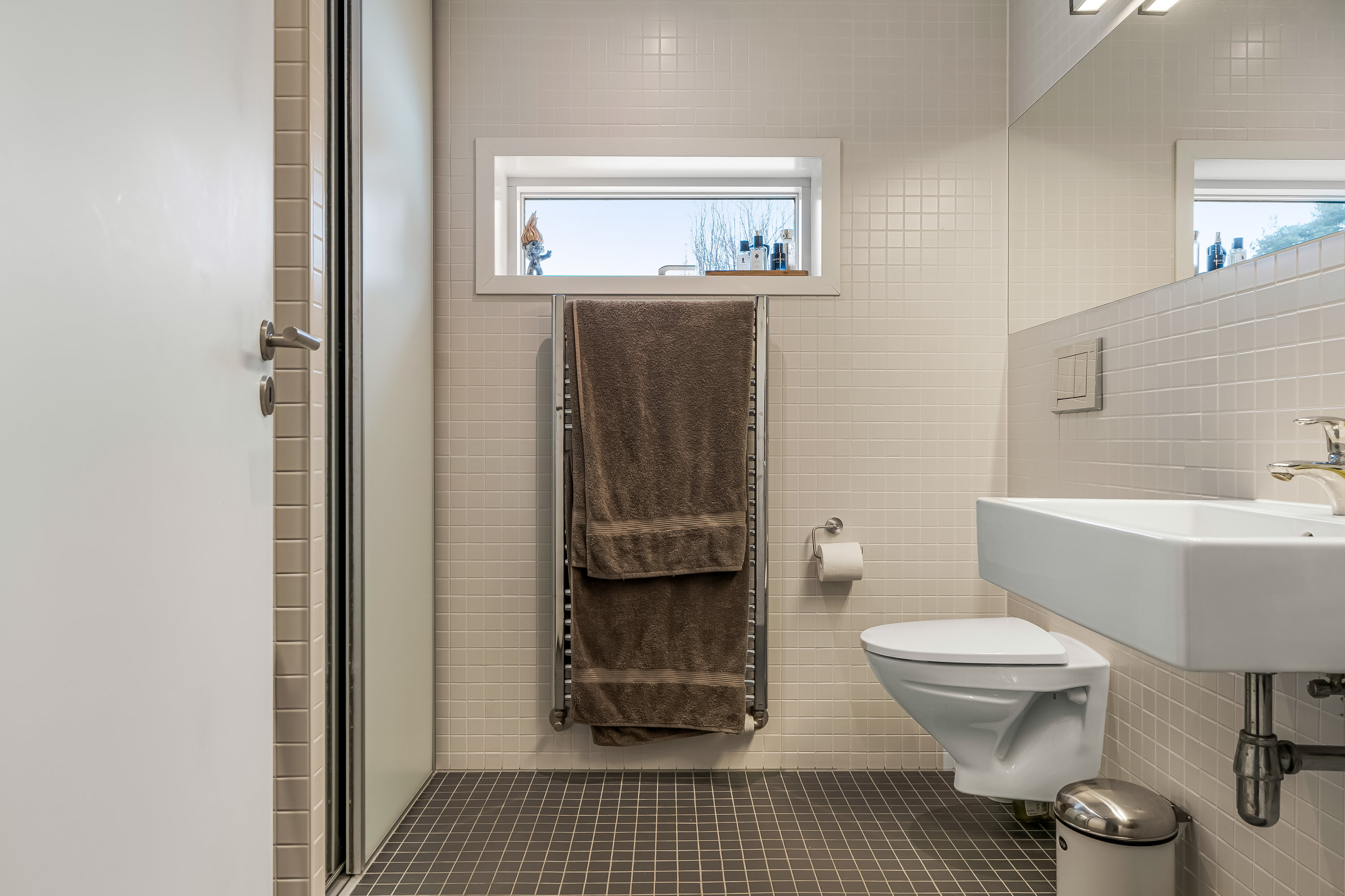 Fremhævet badeværelse billede i fuldskærmstilstand. Billede af Granvej 67, Annisse, 3200 Helsinge