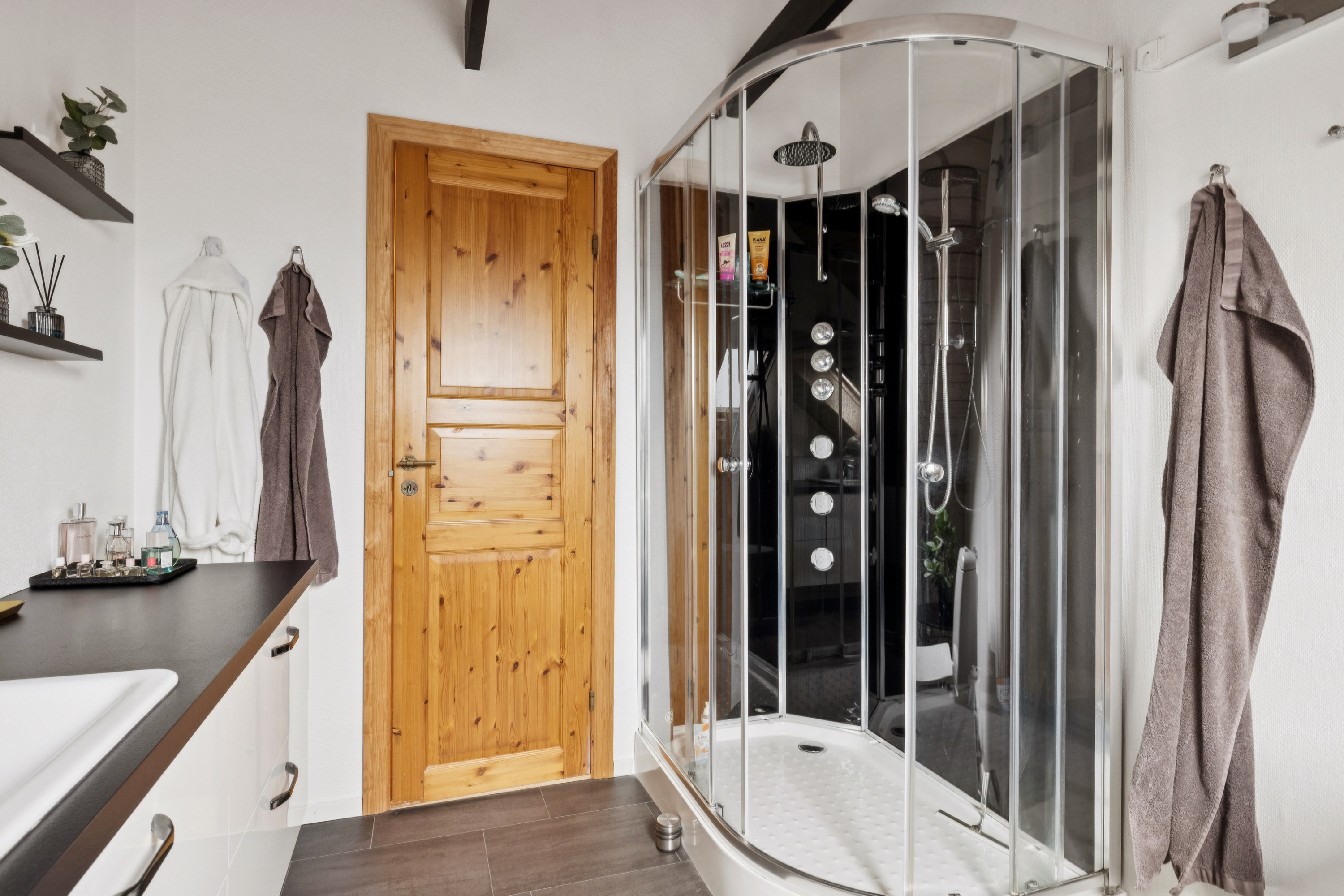 Fremhævet badeværelse billede i fuldskærmstilstand. Billede af Granvænget 13, 7850 Stoholm Jyll