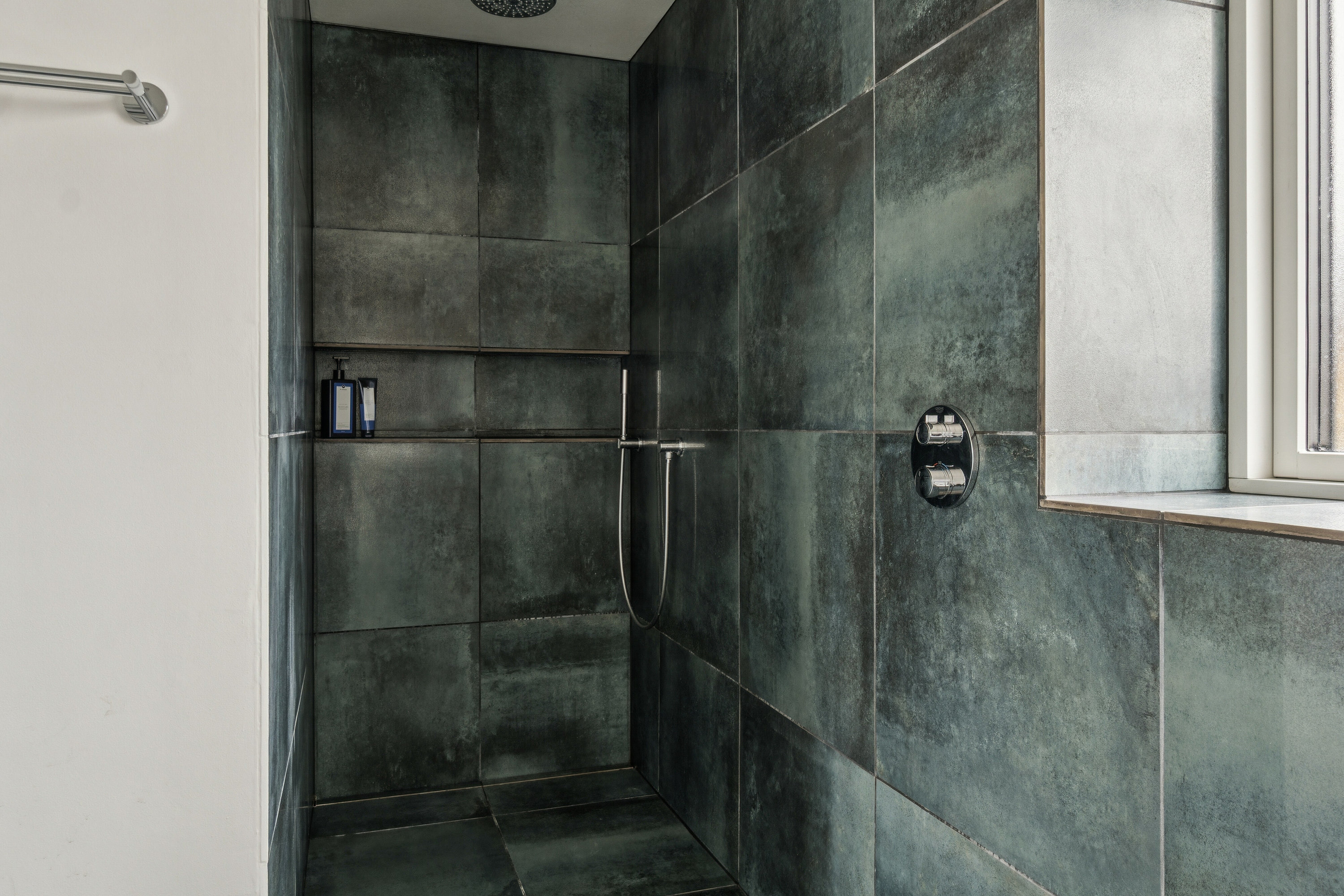 Fremhævet badeværelse billede i fuldskærmstilstand. Billede af Vibevej 15, 4261 Dalmose