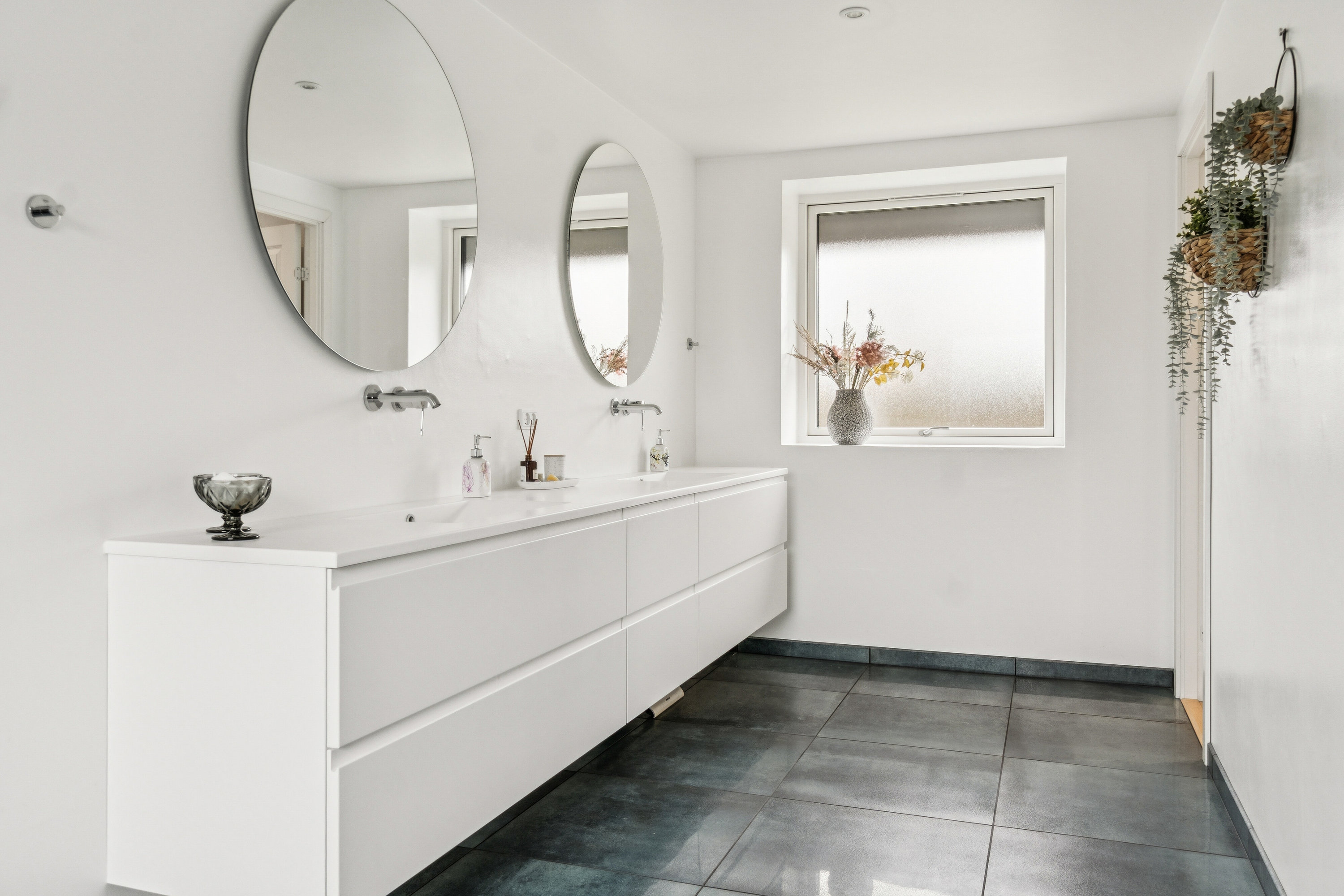 Fremhævet badeværelse billede i fuldskærmstilstand. Billede af Vibevej 15, 4261 Dalmose