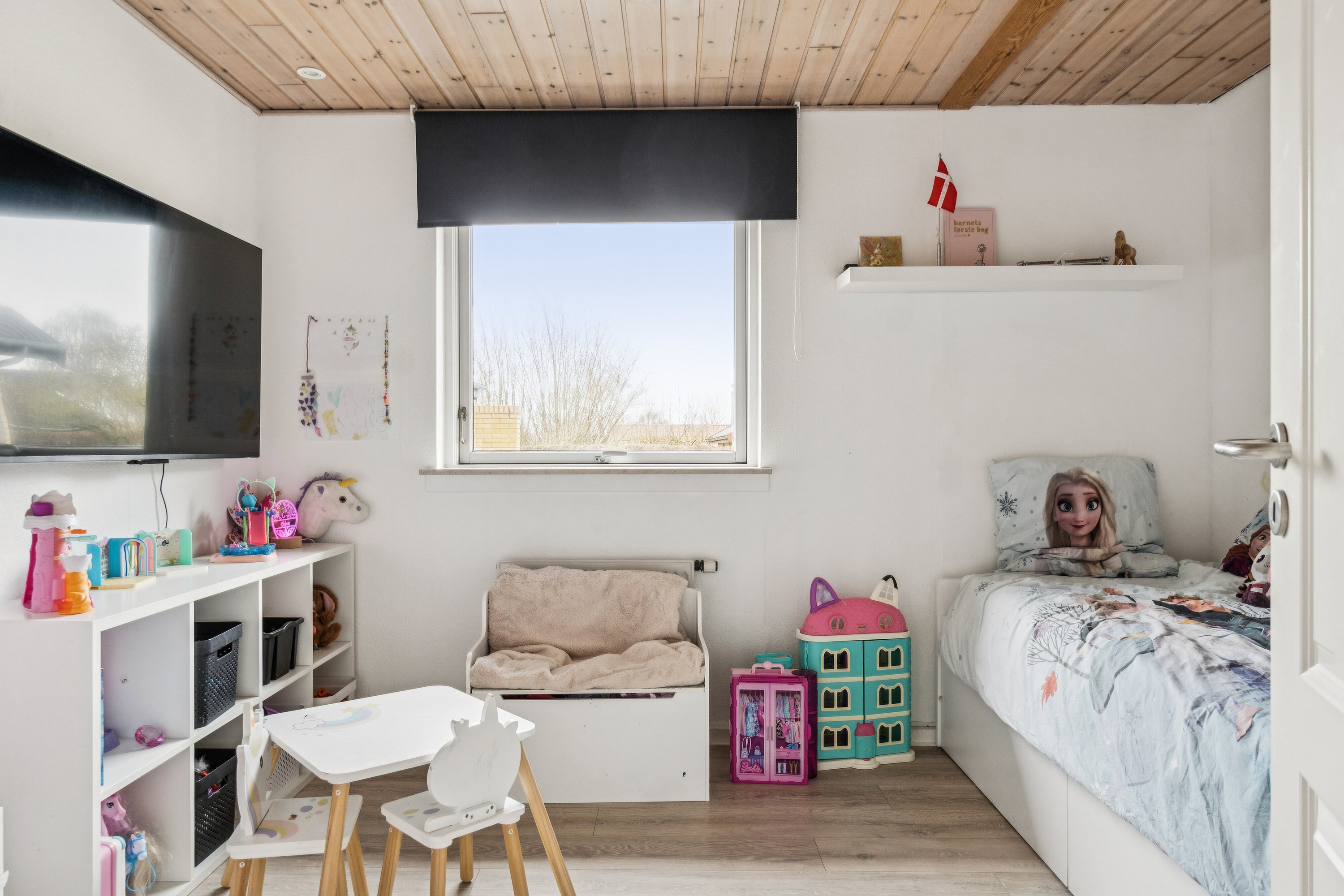 Fremhævet soveværelse billede i fuldskærmstilstand. Billede af Vibevej 15, 4261 Dalmose