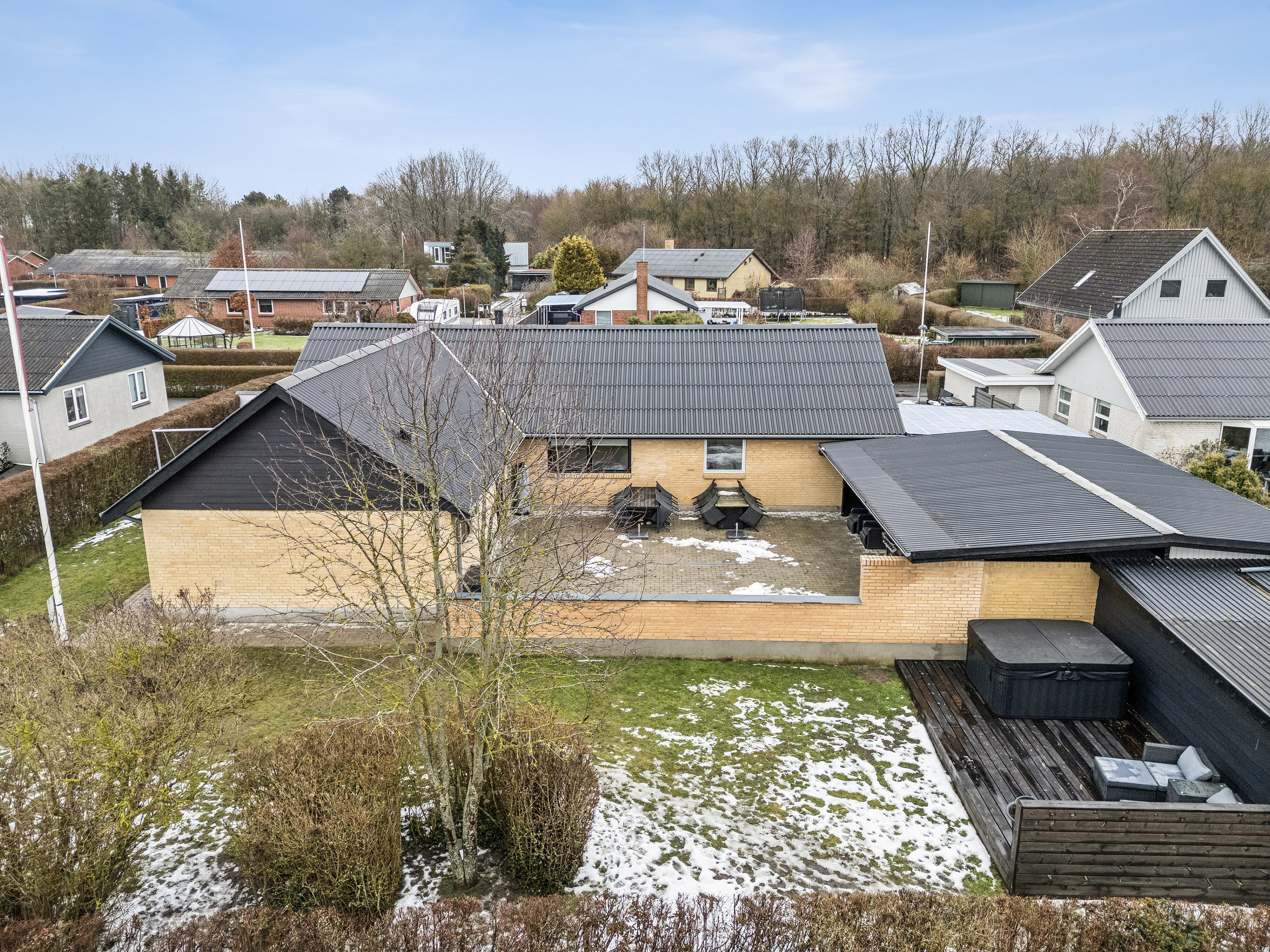 Fremhævet set fra haven billede i fuldskærmstilstand. Billede af Vibevej 15, 4261 Dalmose