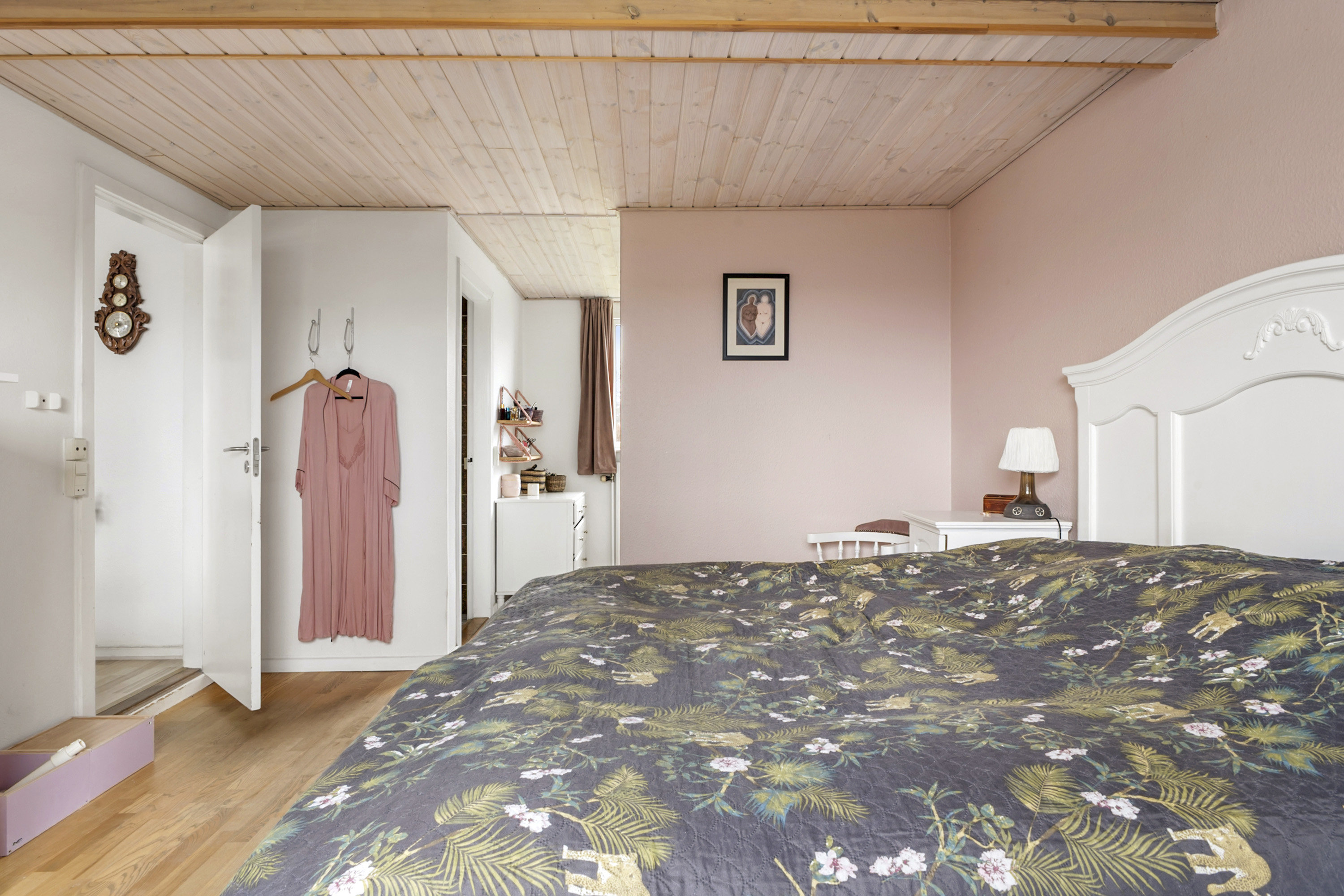 Fremhævet soveværelse billede i fuldskærmstilstand. Billede af Søndermarken 9, Jels, 6630 Rødding