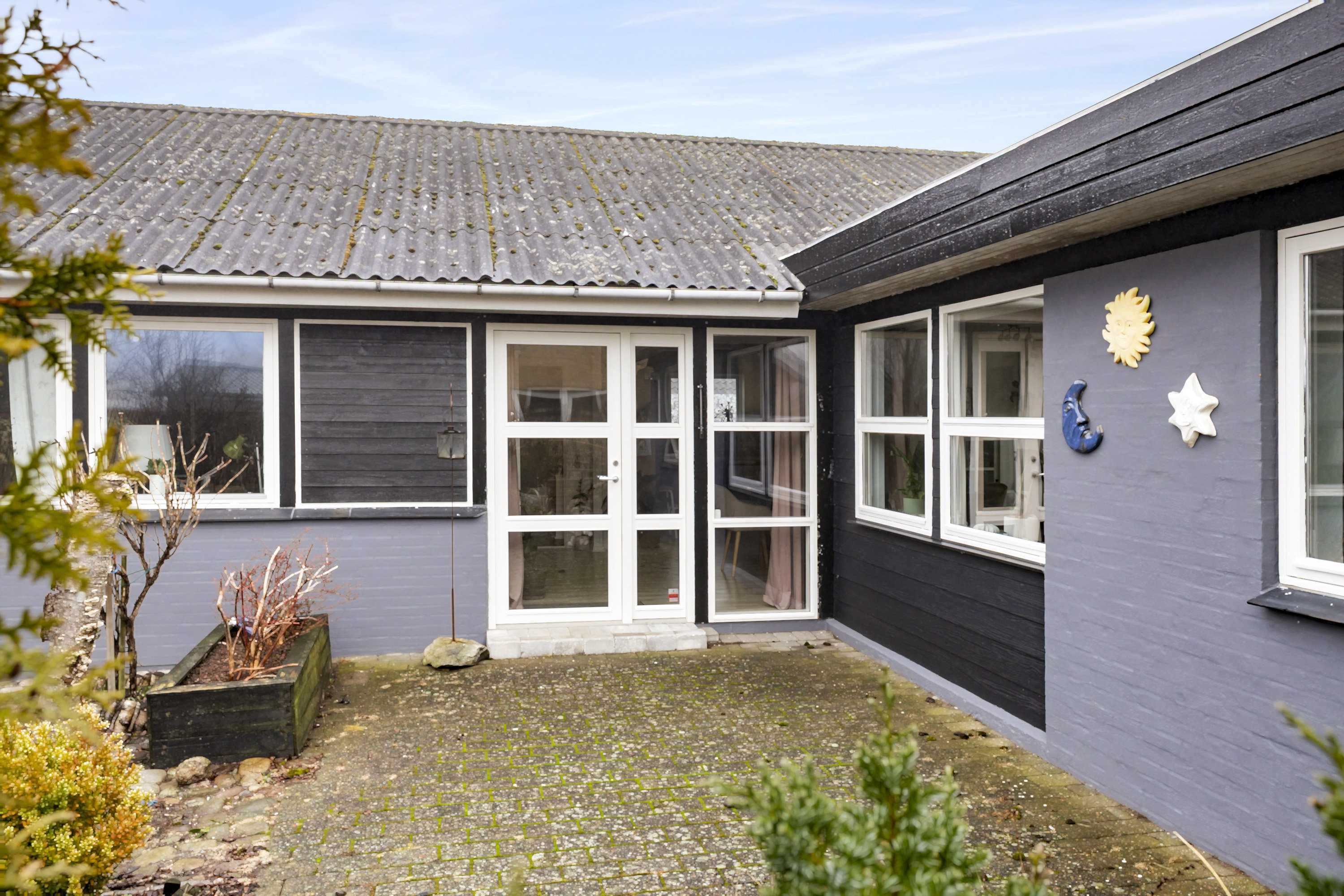 Fremhævet terrasse billede i fuldskærmstilstand. Billede af Søndermarken 9, Jels, 6630 Rødding