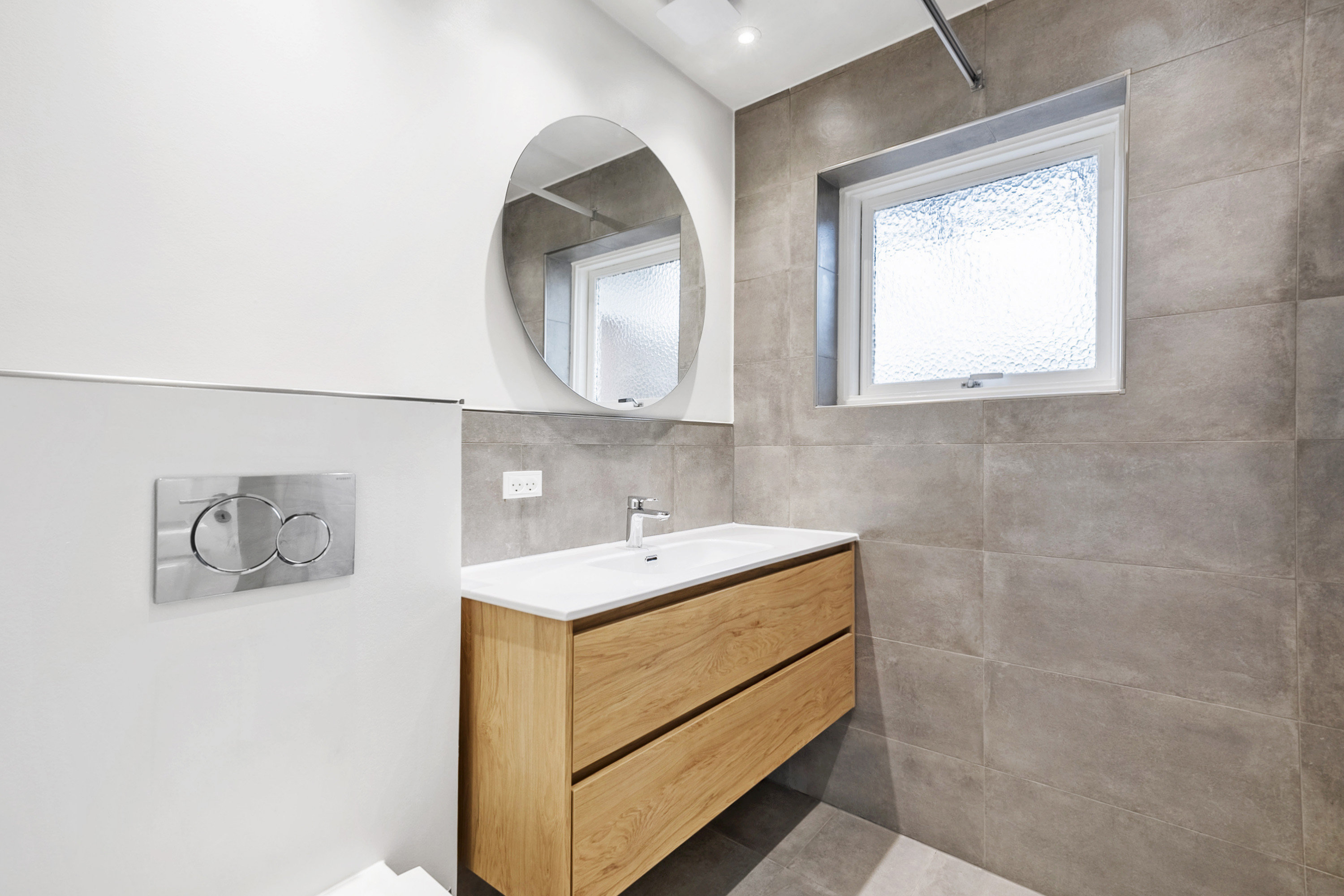 Fremhævet badeværelse billede i fuldskærmstilstand. Billede af Bjergmarken 16, Hjallese, 5260 Odense S