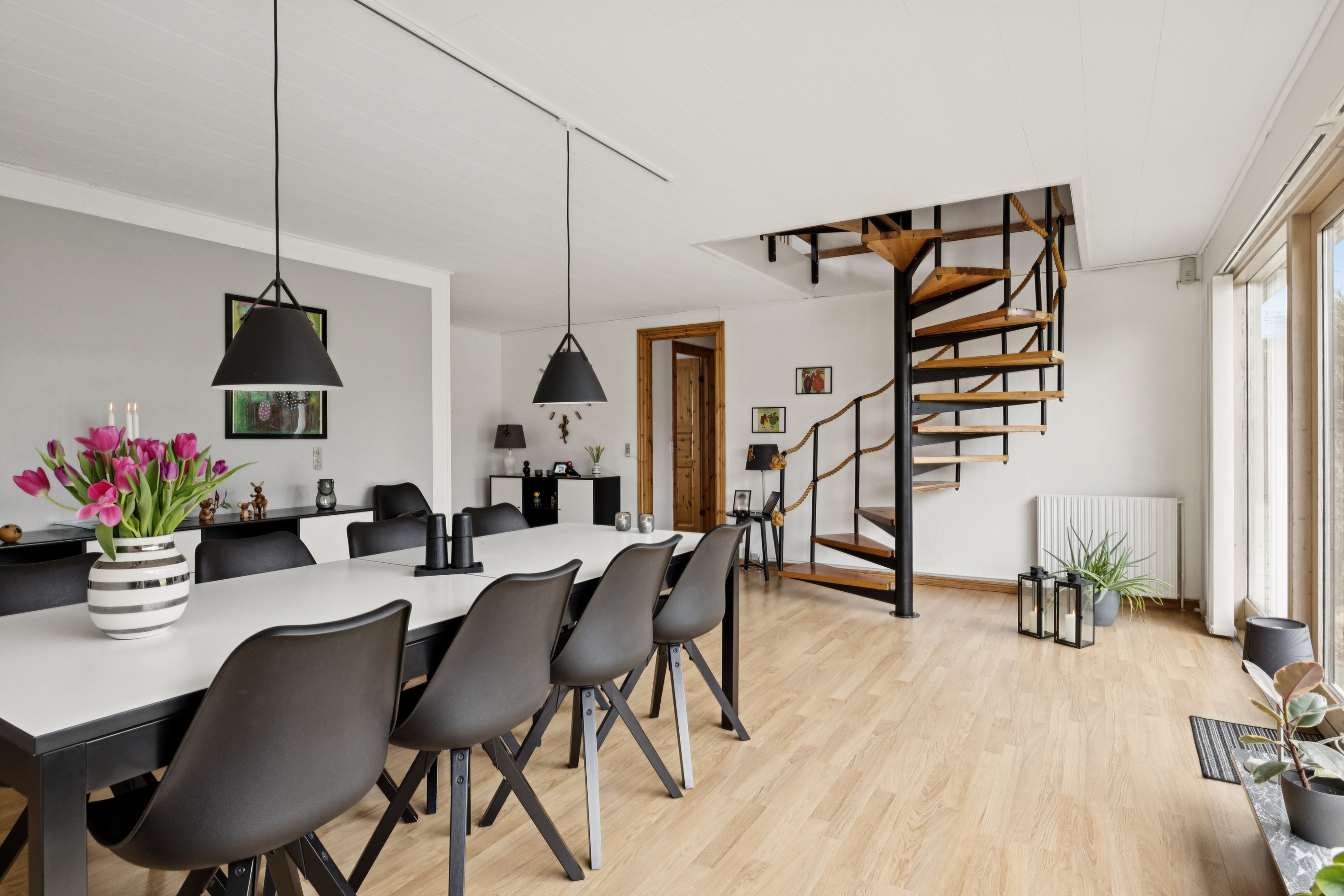 Fremhævet stue billede i fuldskærmstilstand. Billede af Granvænget 13, 7850 Stoholm Jyll