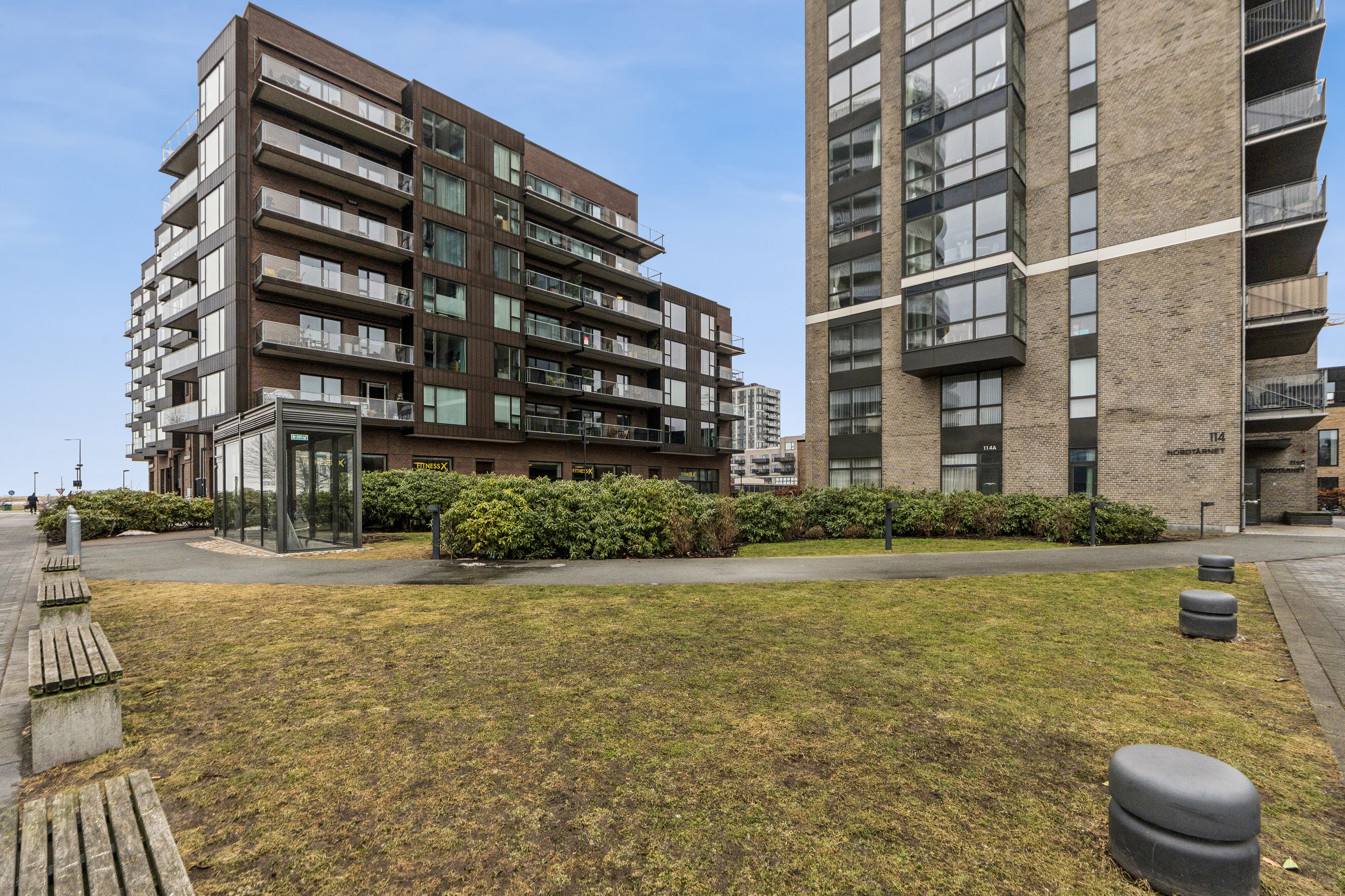 Fremhævet set fra vejen billede i fuldskærmstilstand. Billede af Amager Strandvej 114C, 1. th., 2300 København S