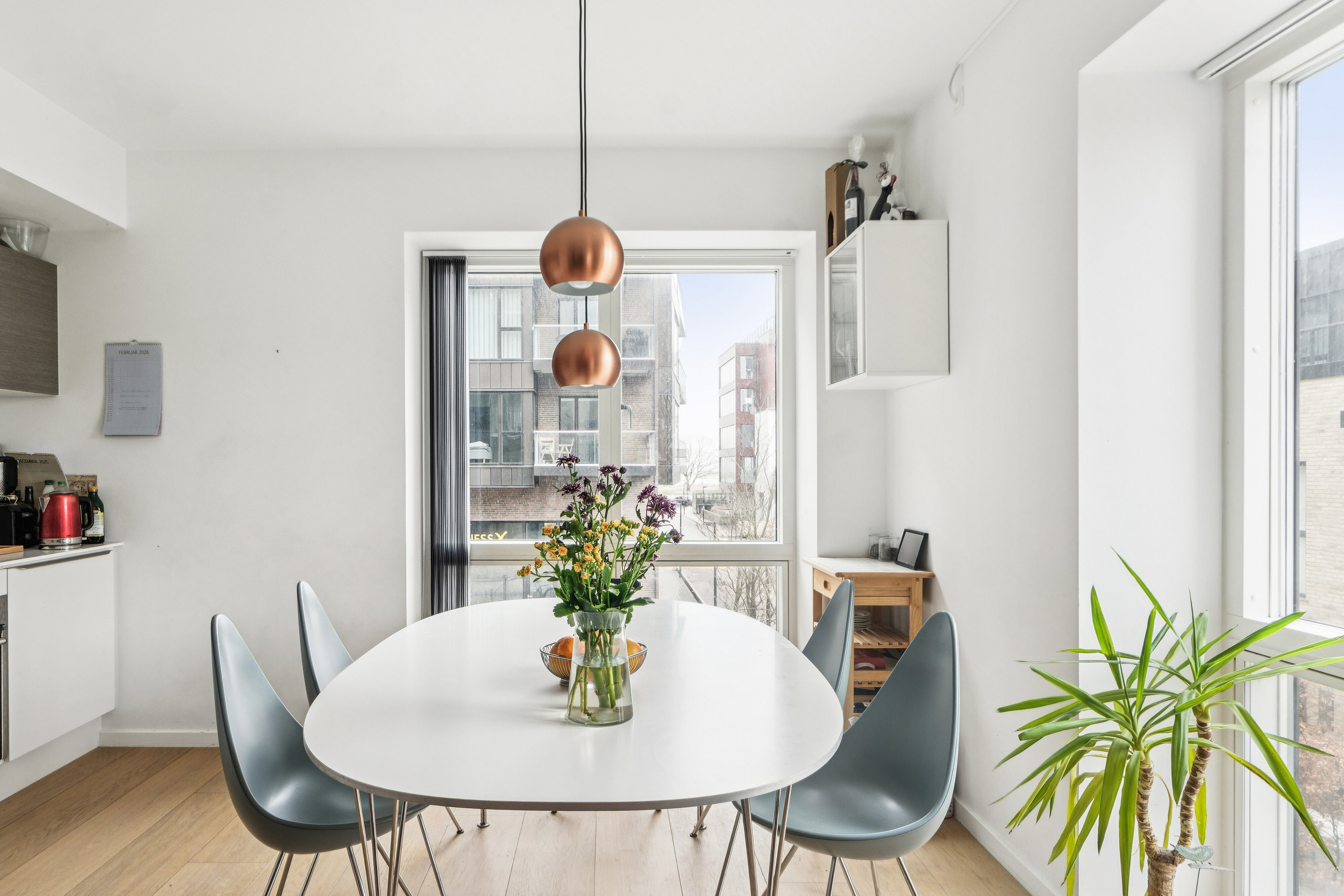 Fremhævet spisestue billede i fuldskærmstilstand. Billede af Amager Strandvej 114C, 1. th., 2300 København S