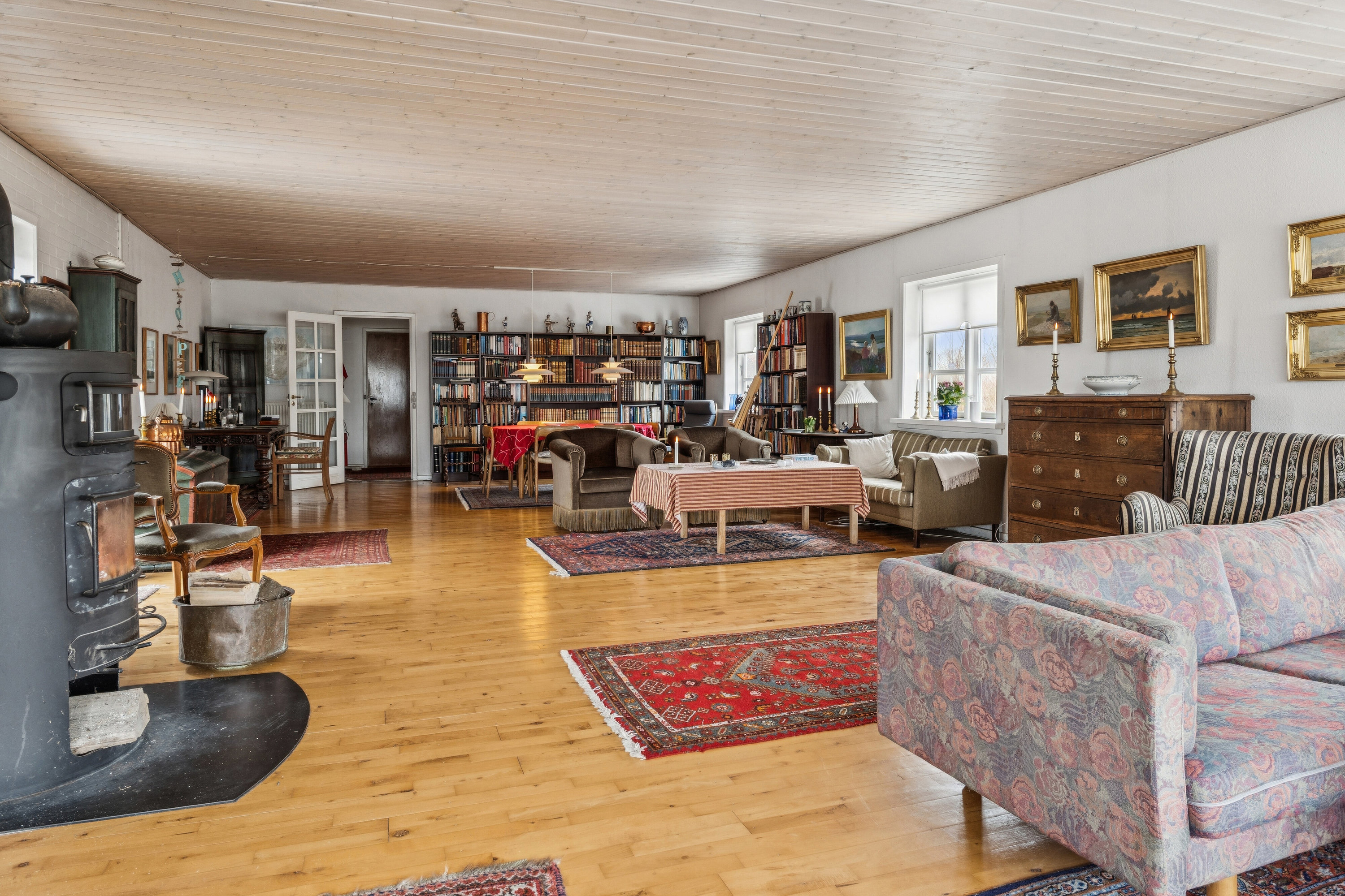 Fremhævet stue billede i fuldskærmstilstand. Billede af Frejasvej 47, 9800 Hjørring