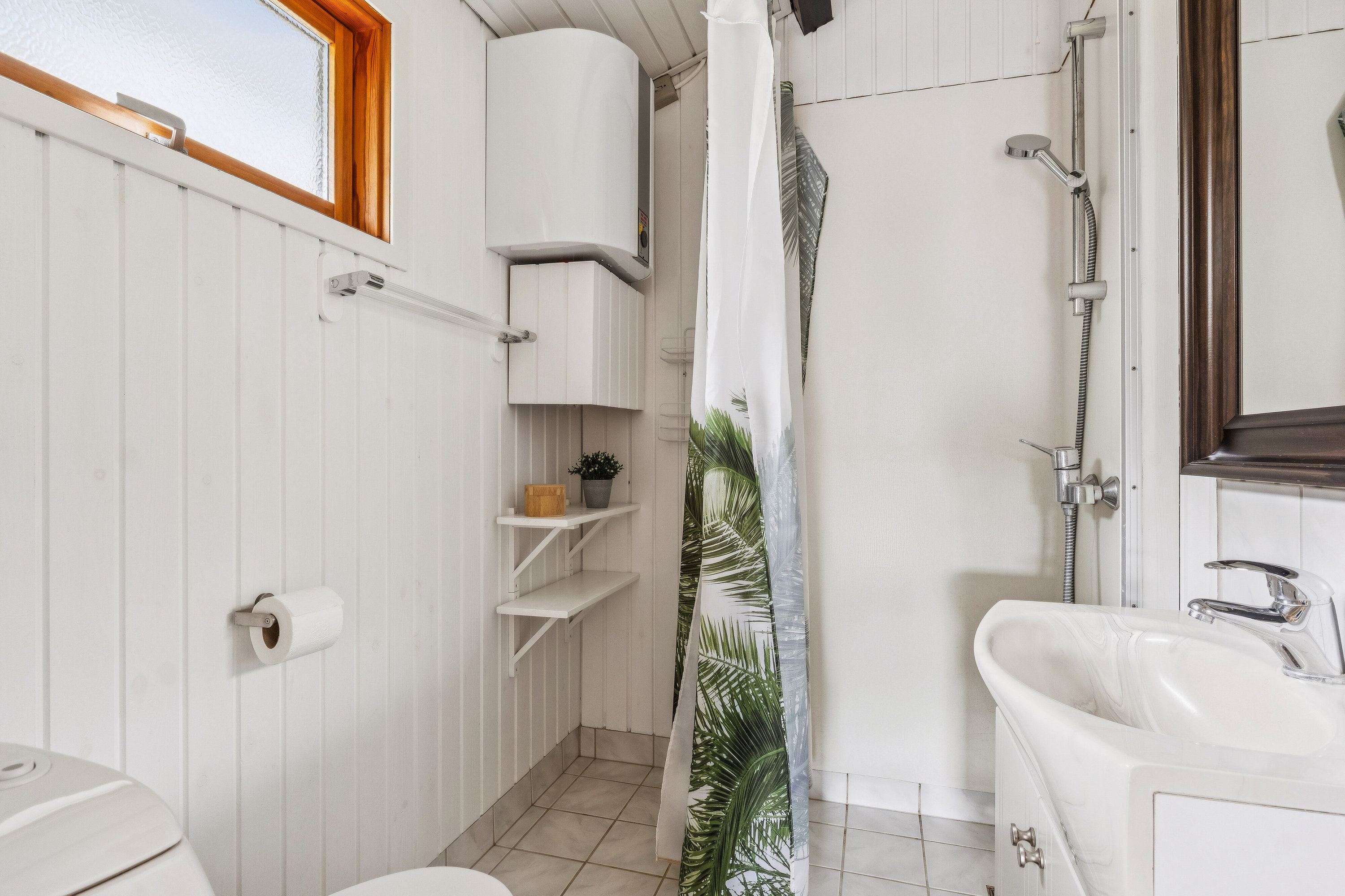 Fremhævet badeværelse billede i fuldskærmstilstand. Billede af Fjorden 18, Lønstrup, 9800 Hjørring