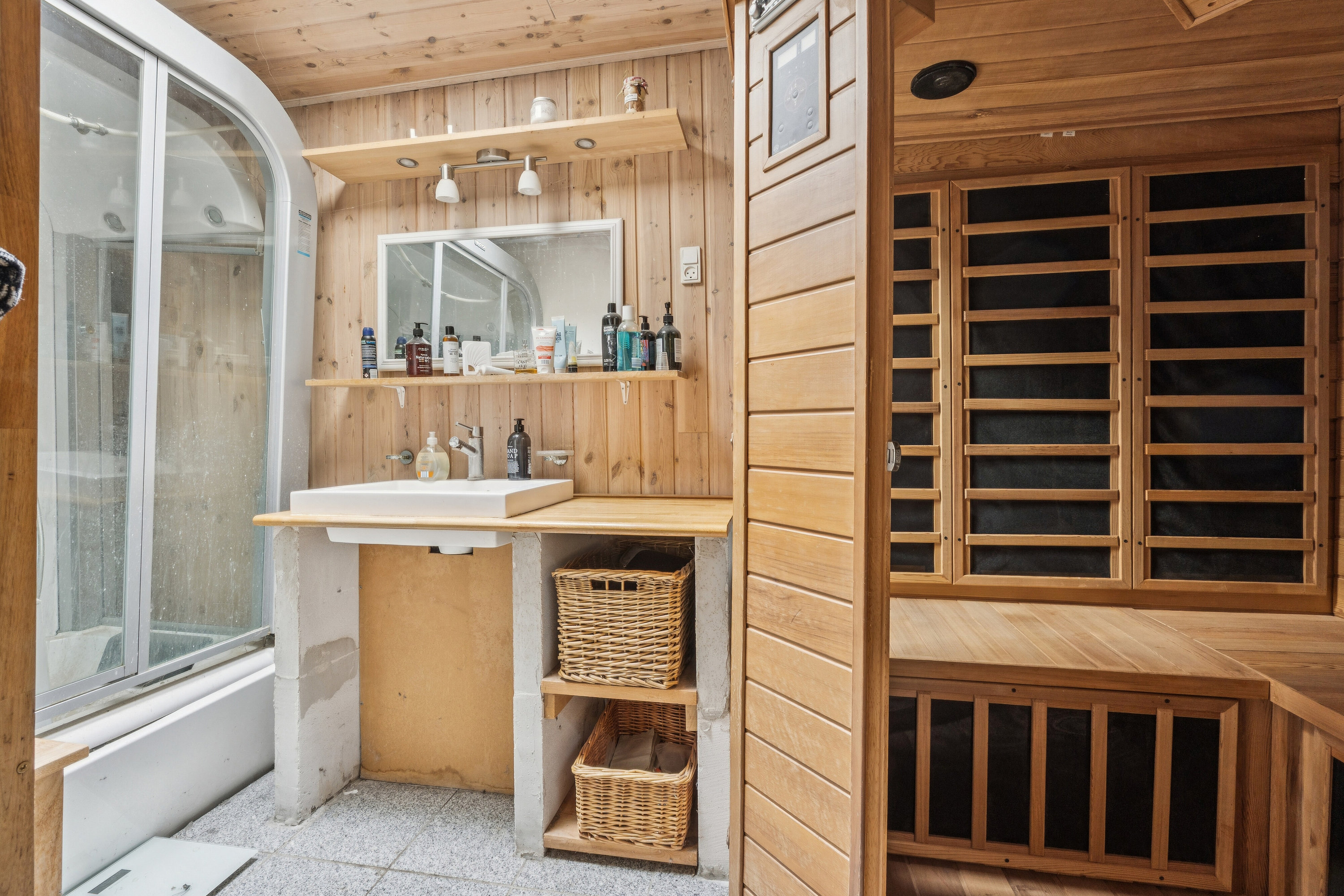 Fremhævet badeværelse billede i fuldskærmstilstand. Billede af Frejasvej 47, 9800 Hjørring