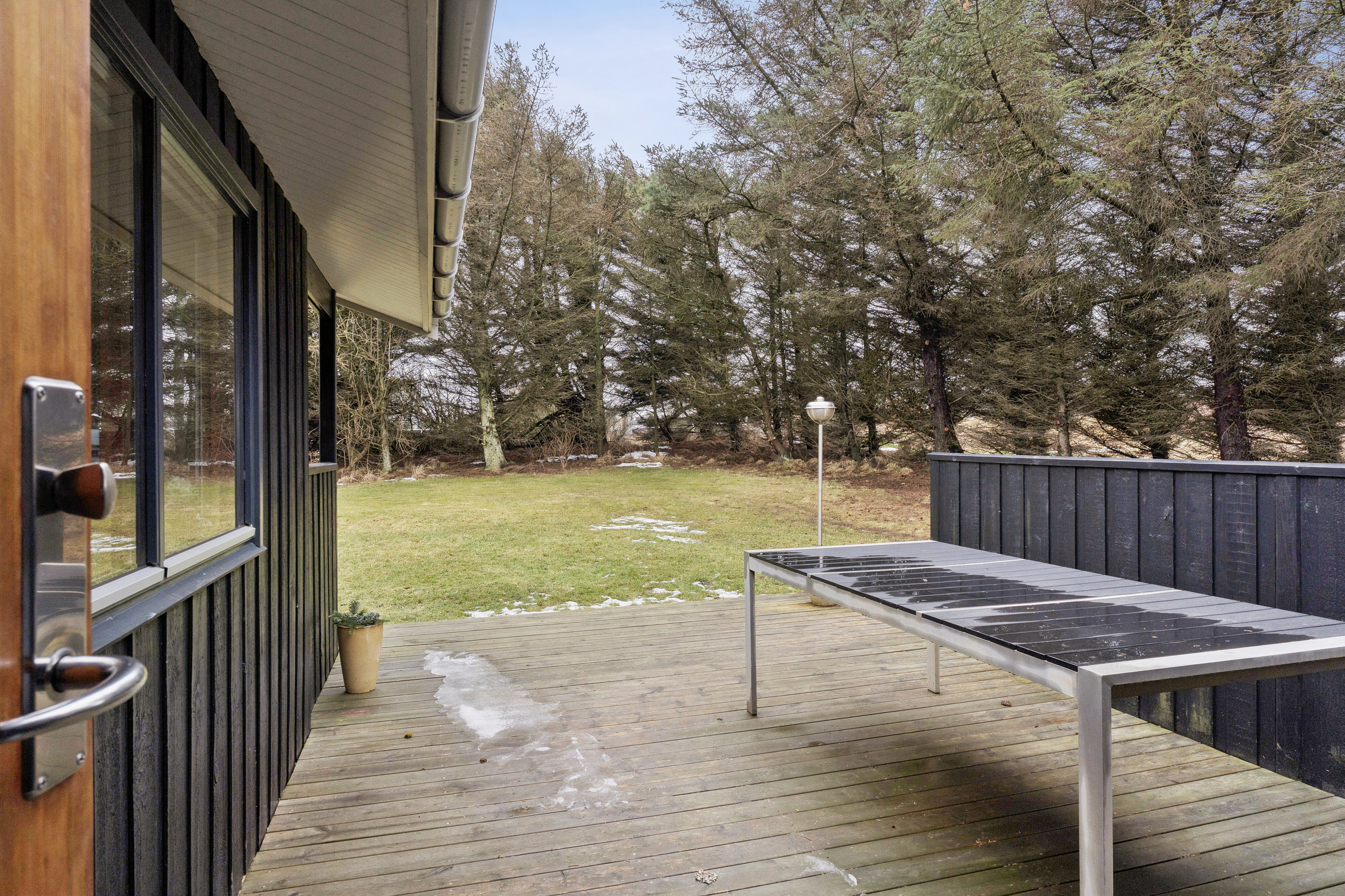 Fremhævet udendørs billede i fuldskærmstilstand. Billede af Fjorden 18, Lønstrup, 9800 Hjørring