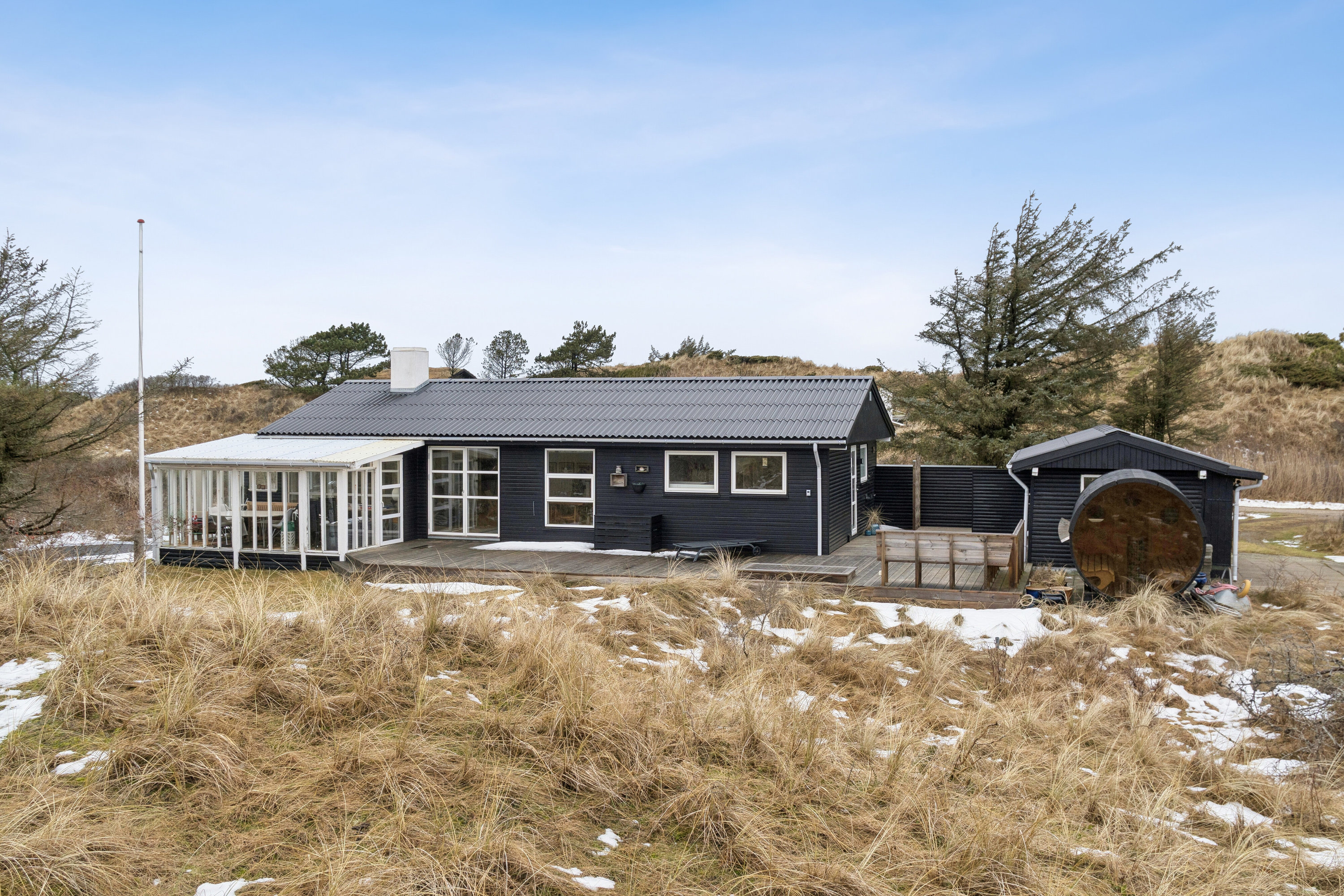 Fremhævet andet billede i fuldskærmstilstand. Billede af Søndre Fyrreklit 9, Tornby, 9850 Hirtshals