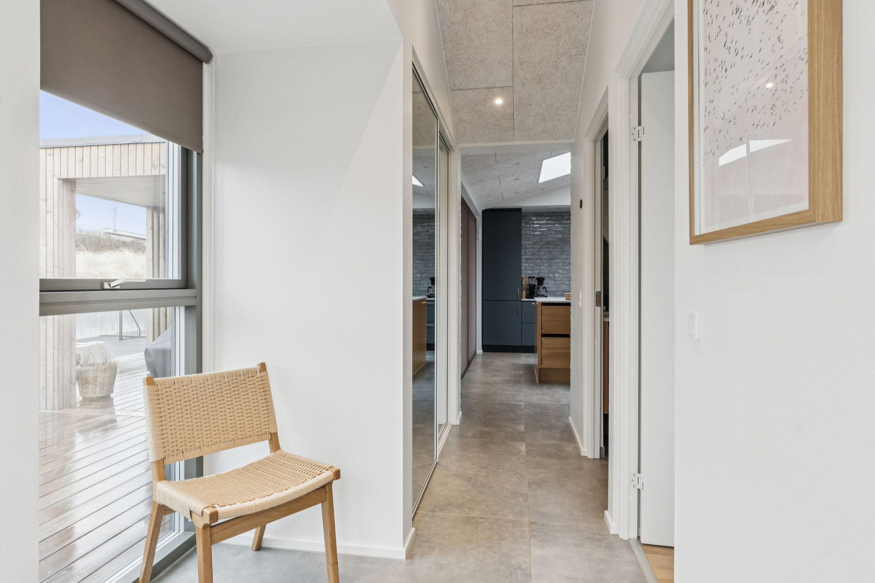 Fremhævet gang billede i fuldskærmstilstand. Billede af Ved Stranden 5, Skal Klit, 9800 Hjørring